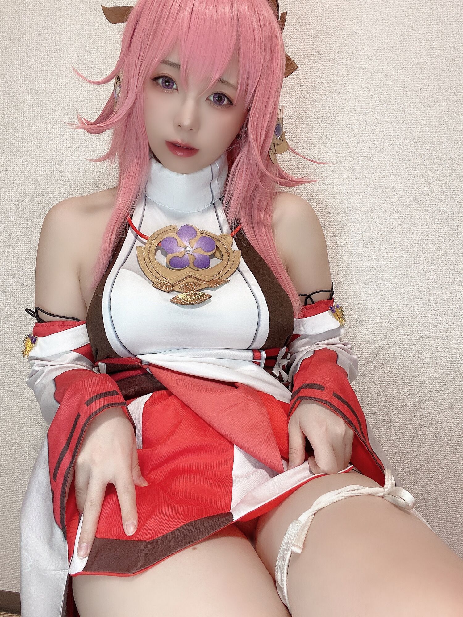 里祖娜 - 八重神子 Cosplay 自拍照片集
