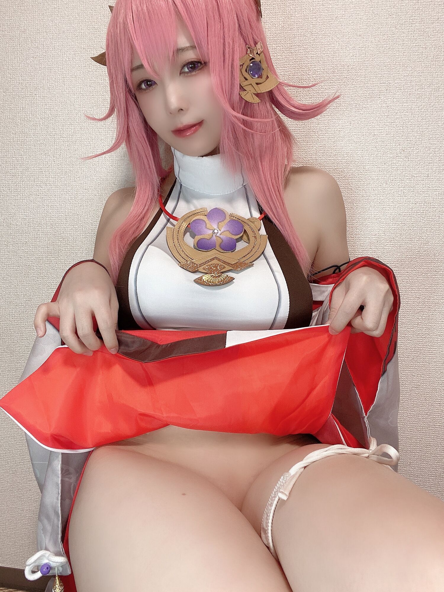 里祖娜 - 八重神子 Cosplay 自拍照片集