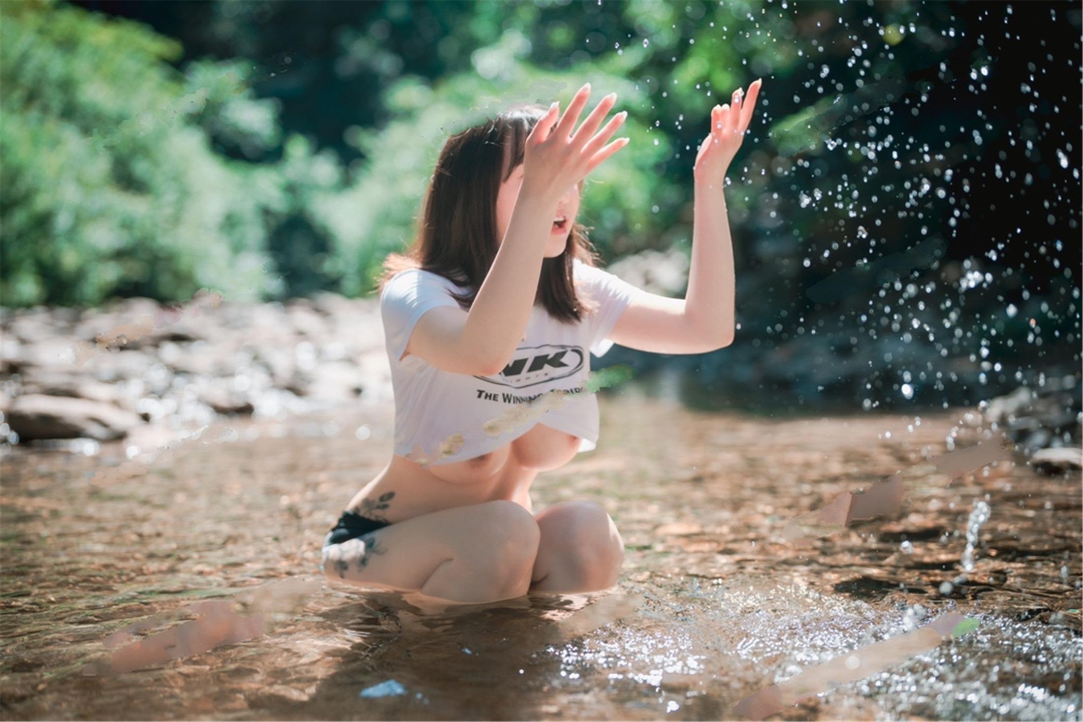DJAWA Photo - Son Ye-Eun (ᄀ) - A Girl in Nature 120P