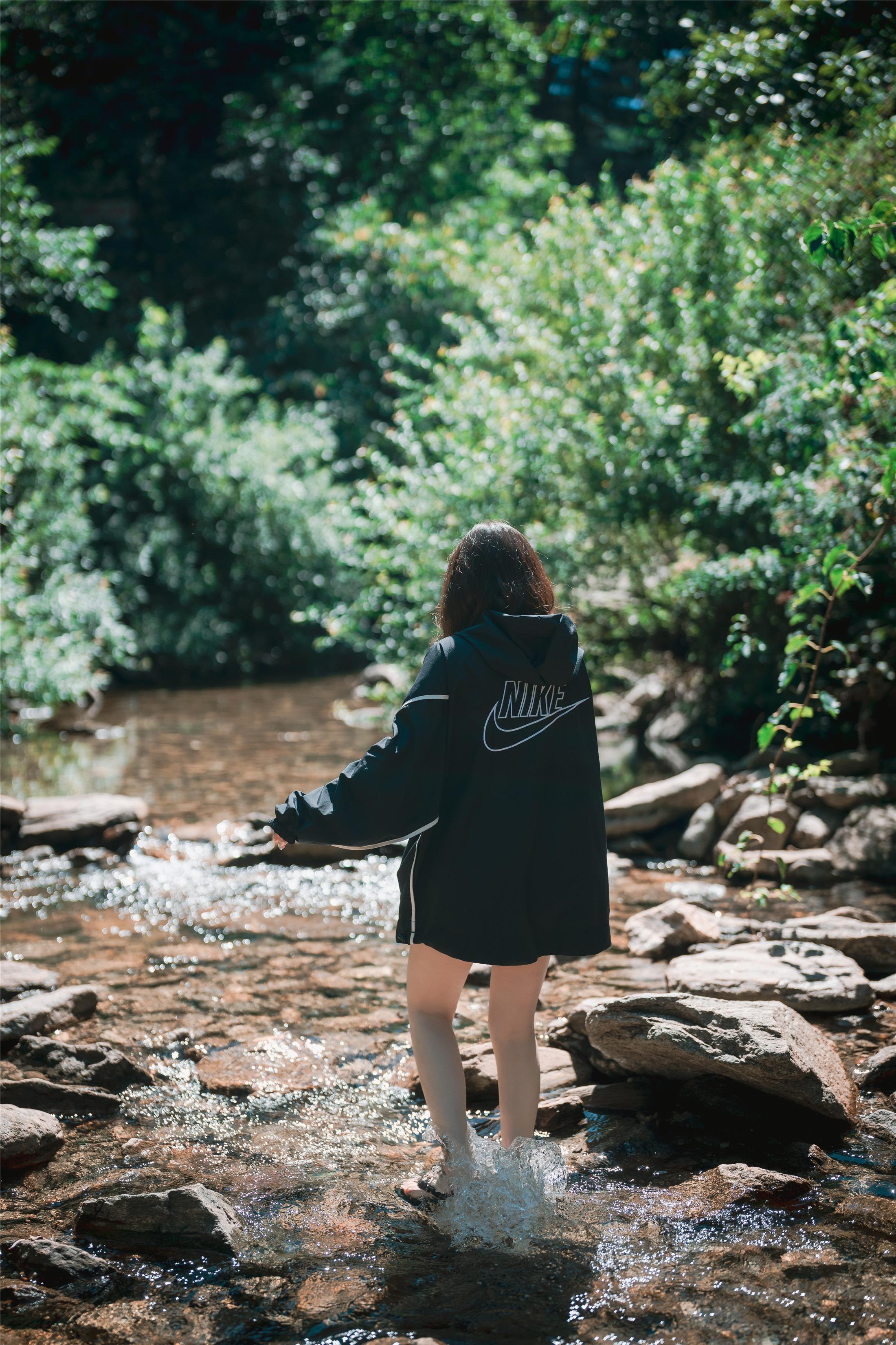 DJAWA Photo - Son Ye-Eun (ᄀ) - A Girl in Nature 120P