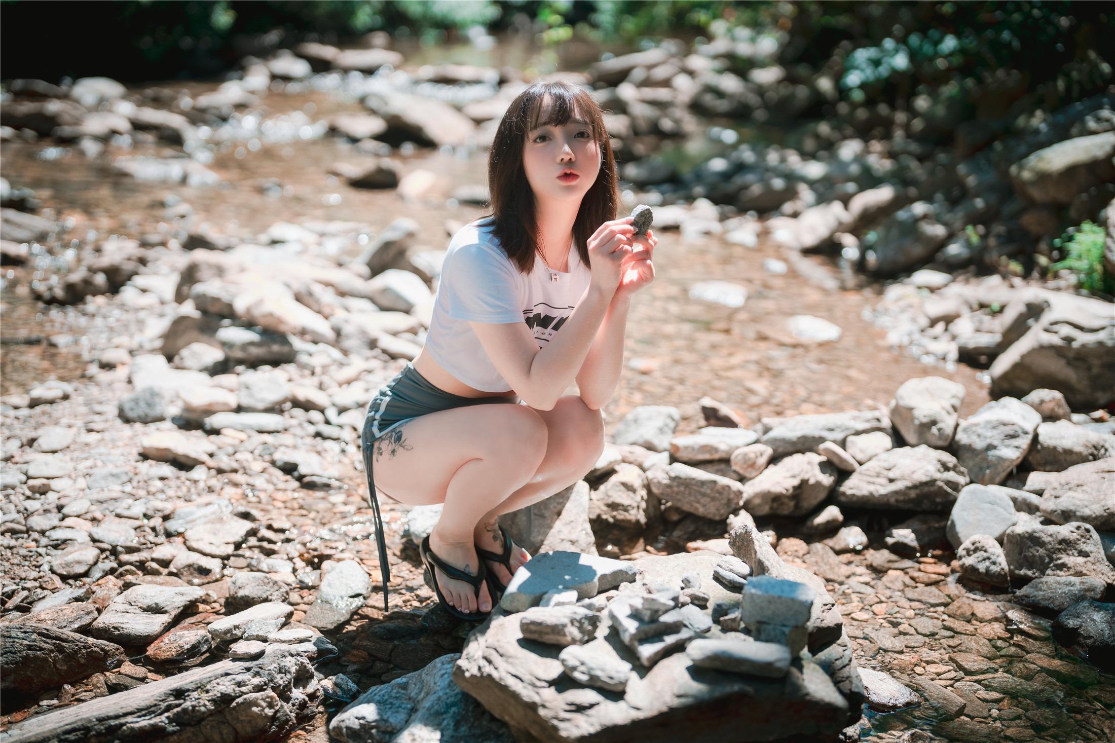 DJAWA Photo - Son Ye-Eun (ᄀ) - A Girl in Nature 120P