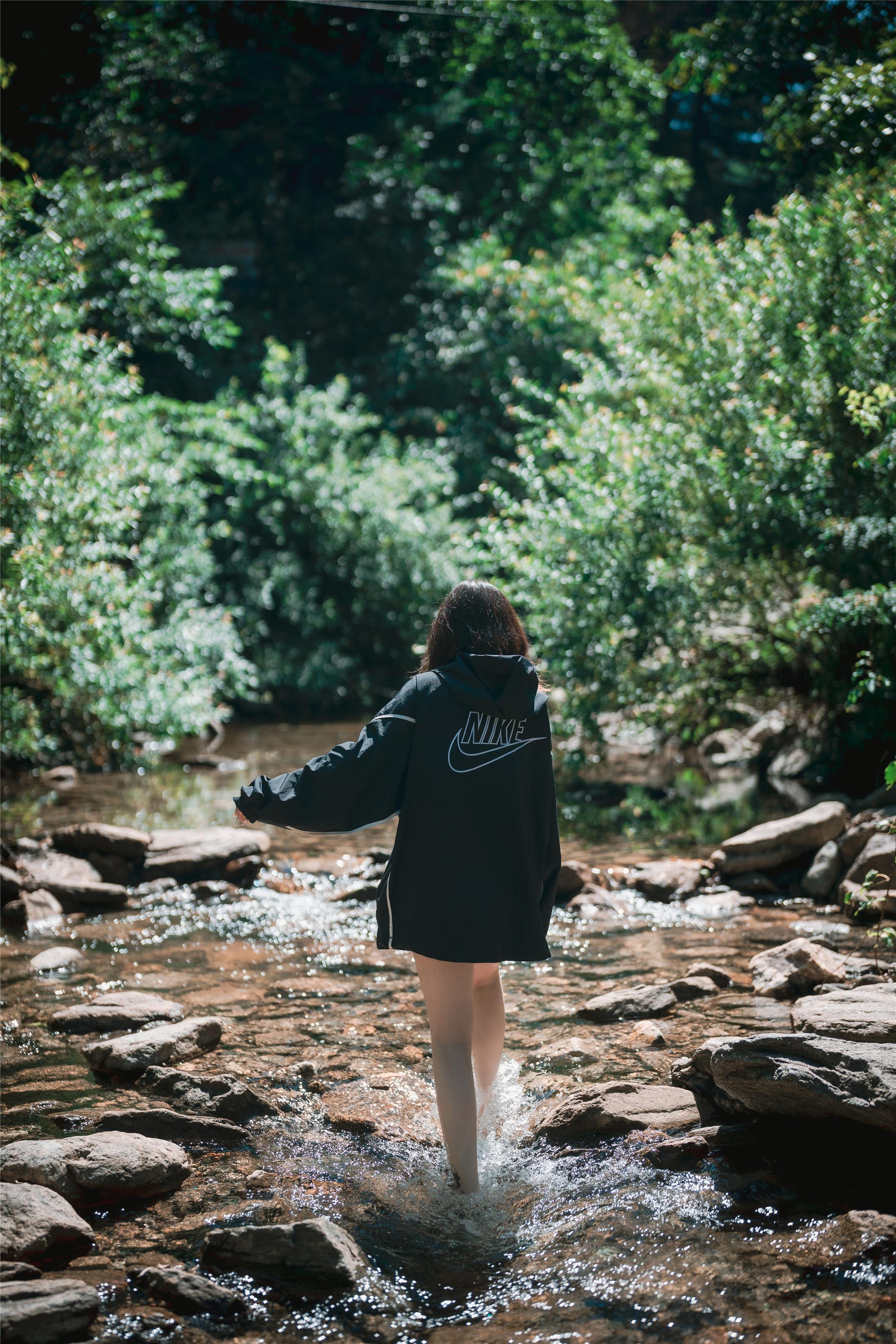 DJAWA Photo - Son Ye-Eun (ᄀ) - A Girl in Nature 120P
