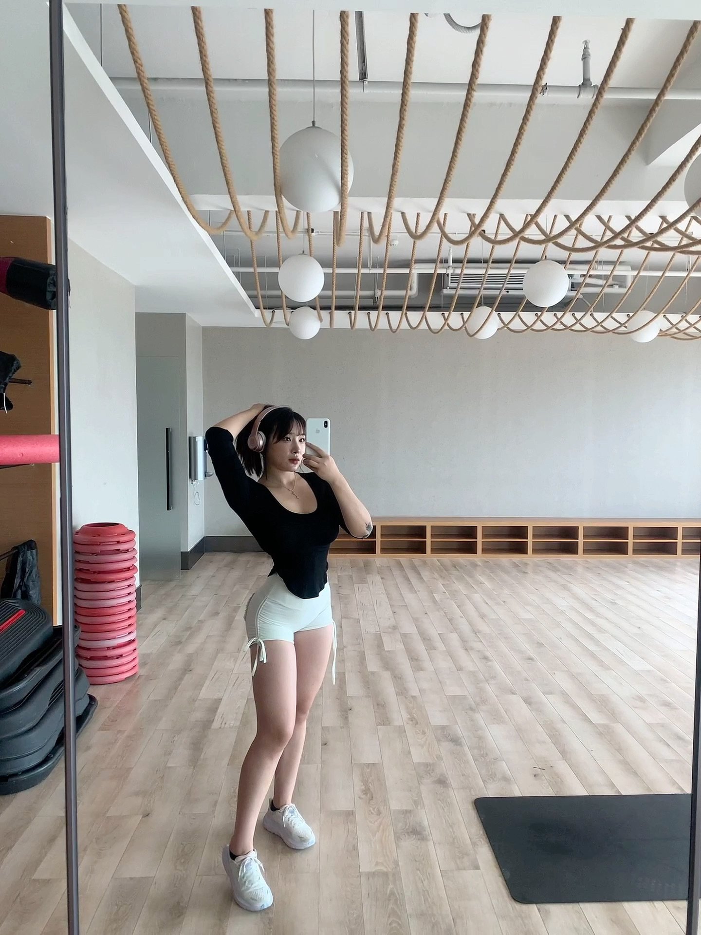 Zhang Lingling ya 0