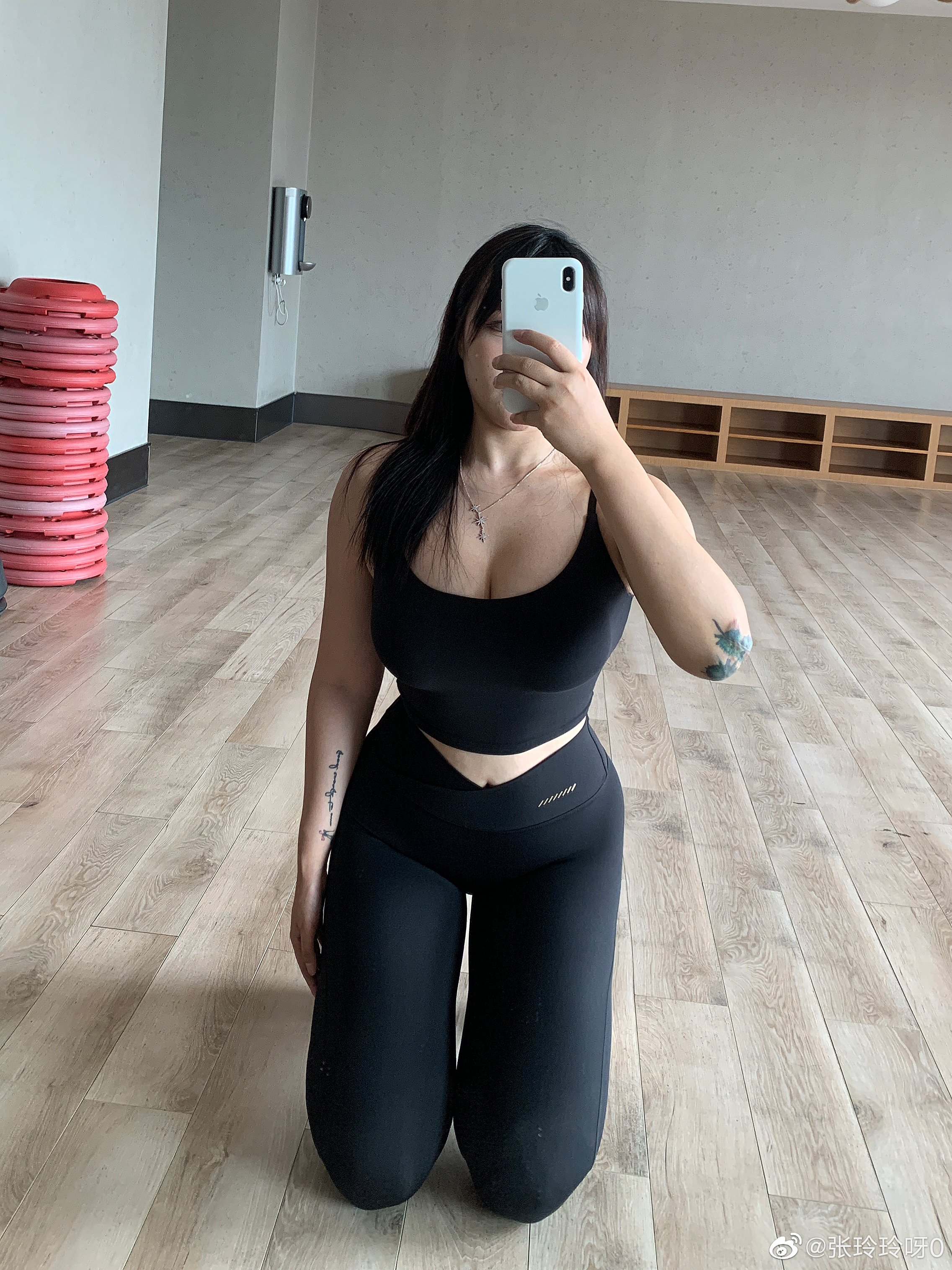Zhang Lingling ya 0