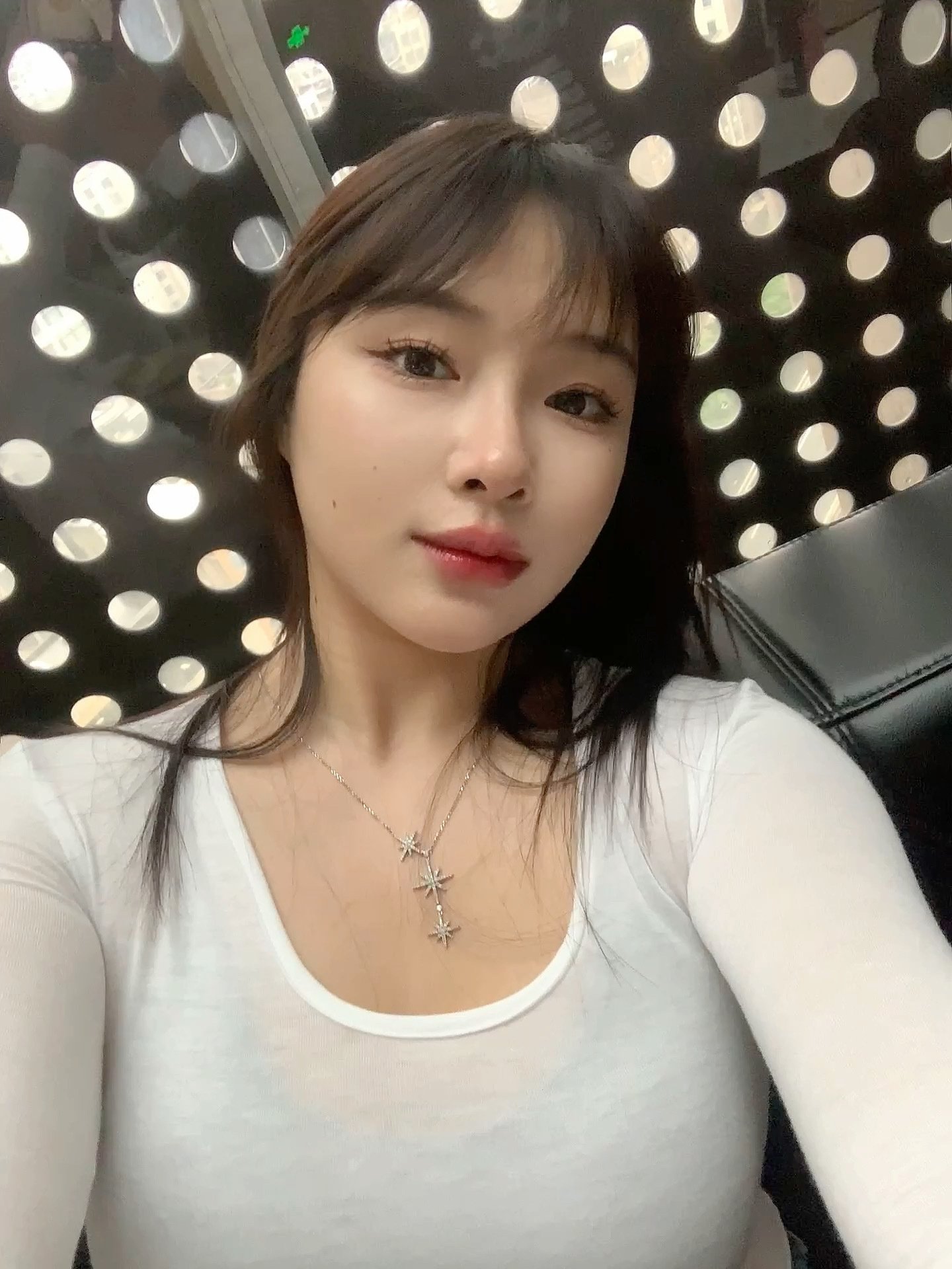 张玲玲呀0