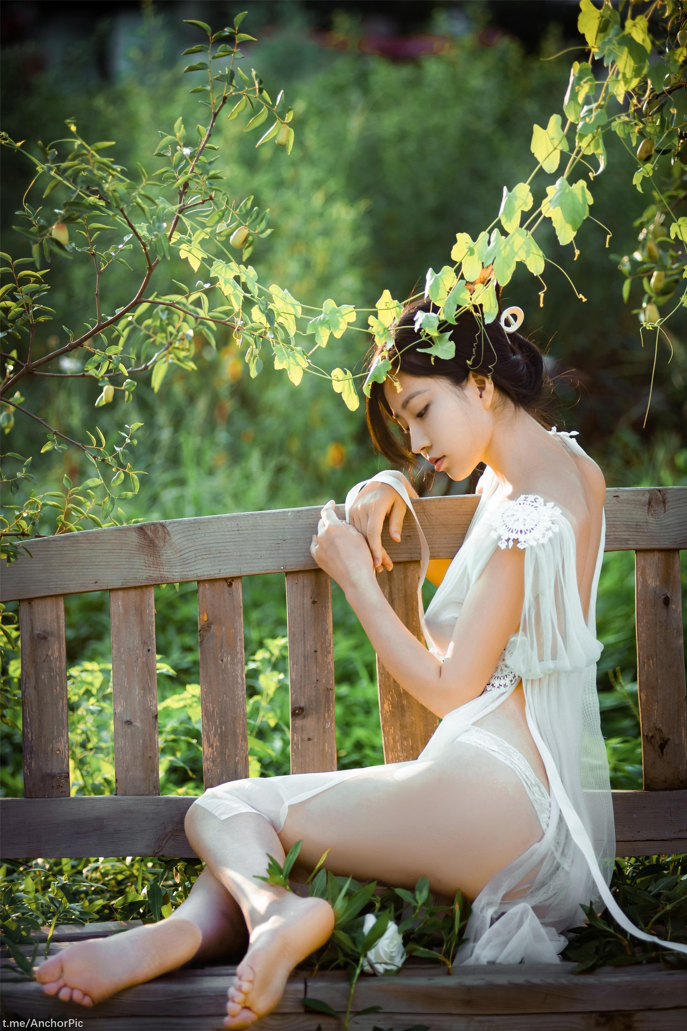 年年 – 神明之女 40P
