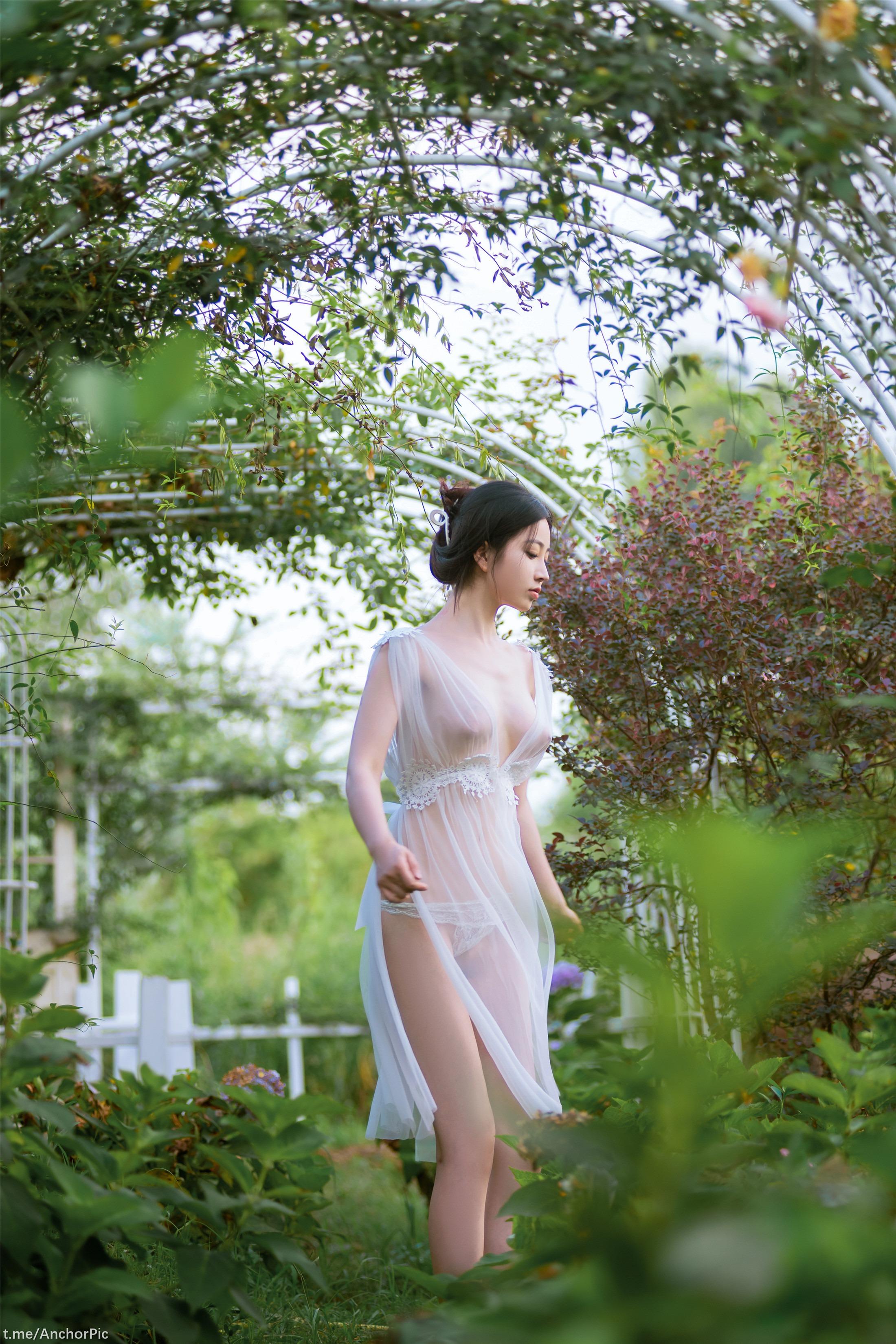 年年 – 神明之女 40P