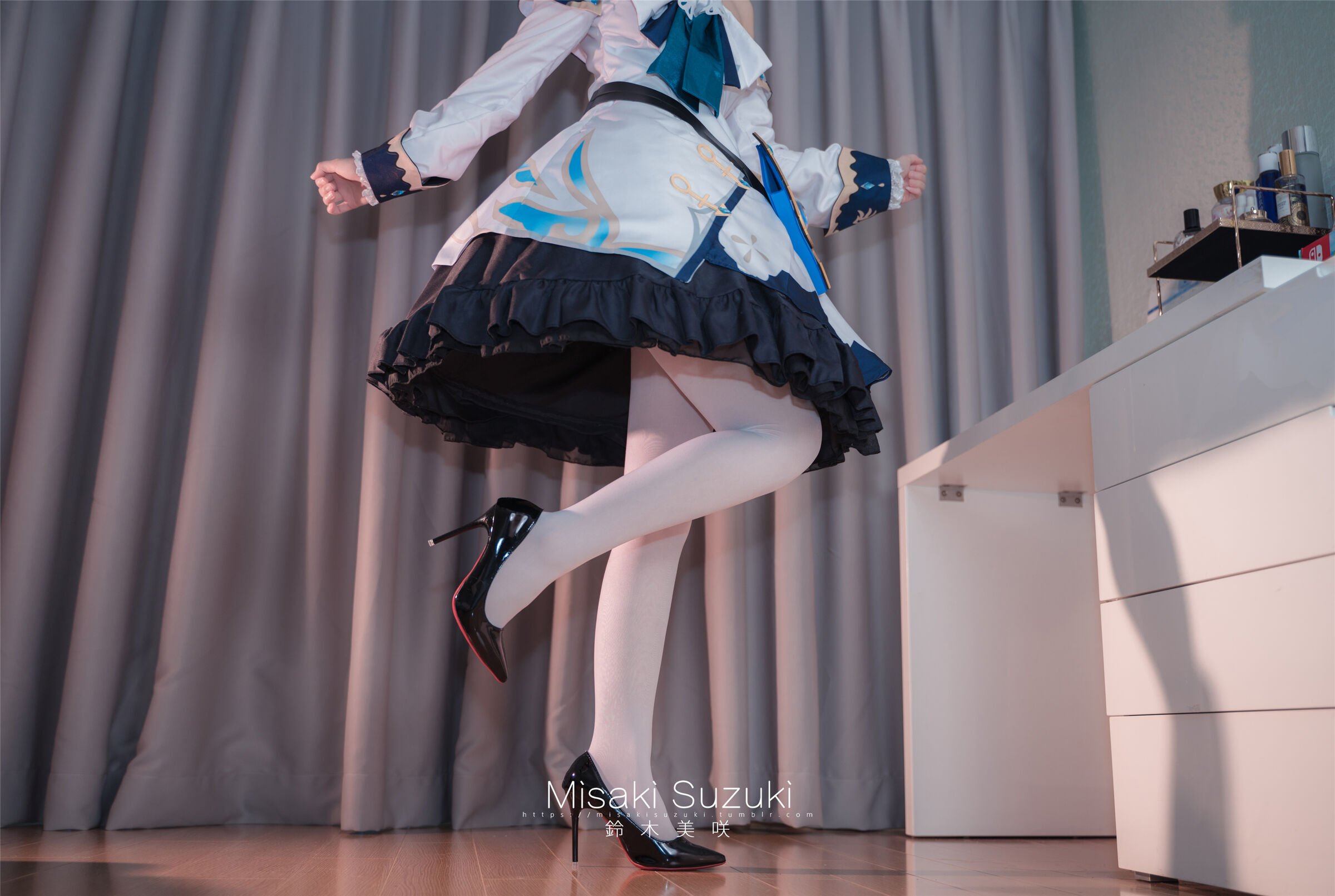 Suzuki Misaki - Barbara