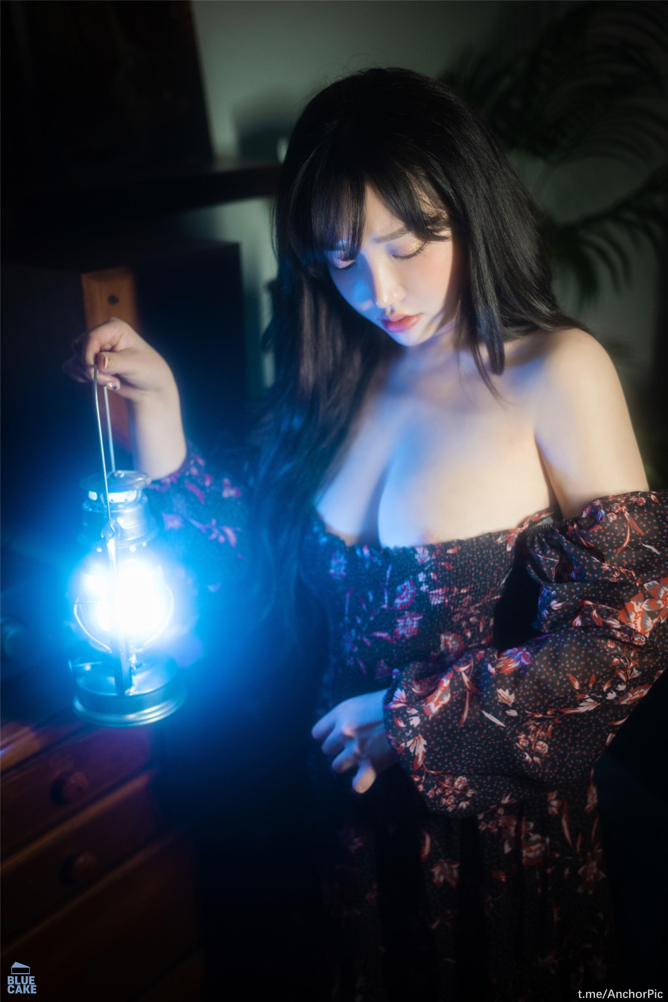 [BLUECAKE] Son Ye-Eun - Nothing RED+ 91P