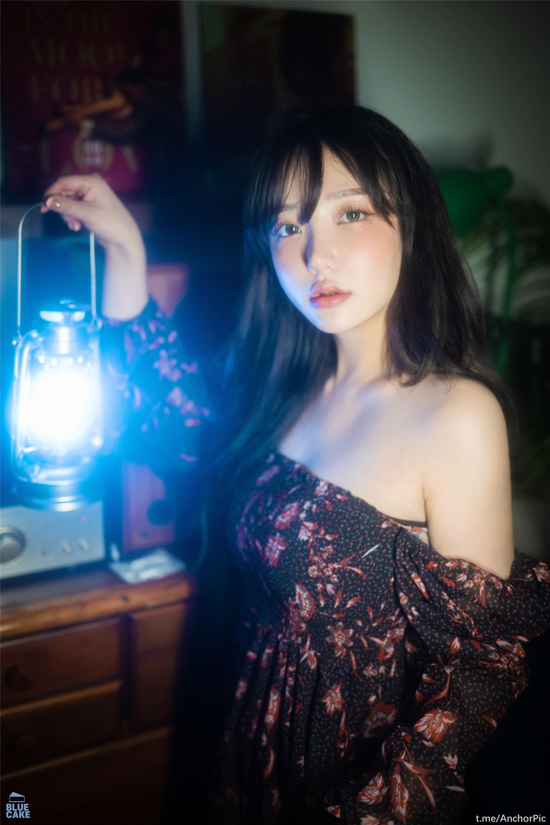 [BLUECAKE] Son Ye-Eun - Nothing RED+ 91P