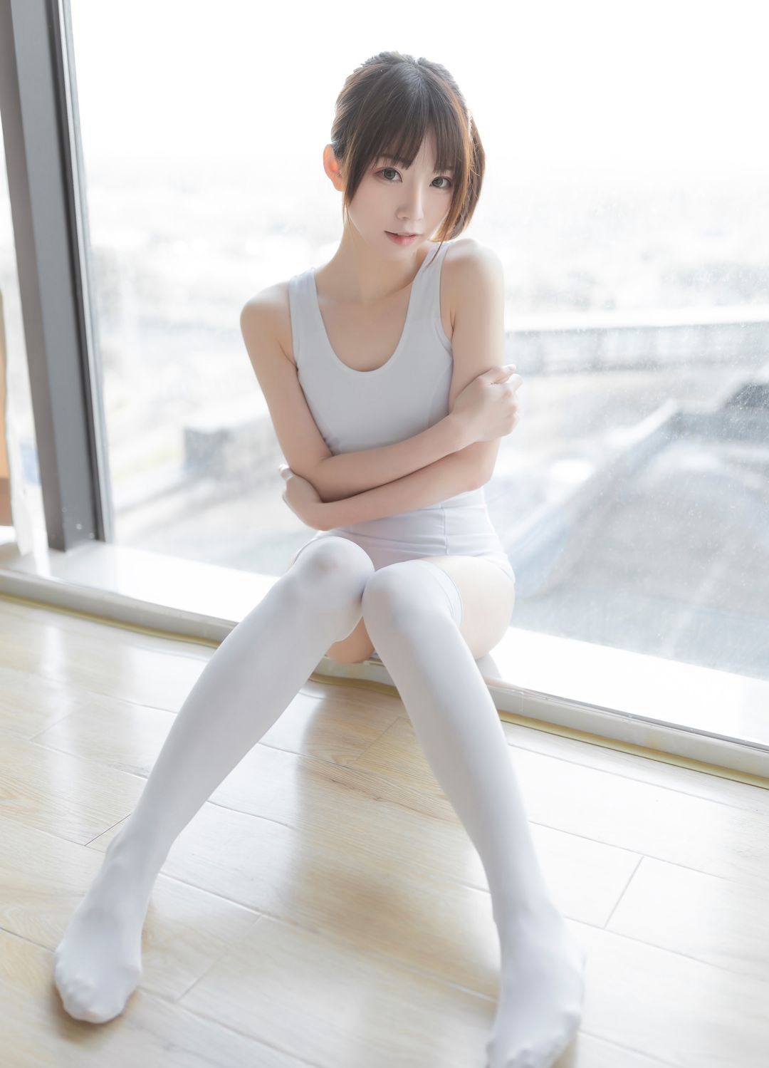 Large-scale JK white silk super dirty Cosplay fan service temptation white stockings images