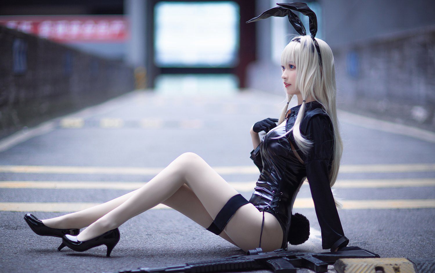 คอสเพลย์ สาวสวย น่านกง เซ็กซี่ ถุงน่อง ถ่ายนอกสถานที่ ภาพถ่ายขนาดใหญ่