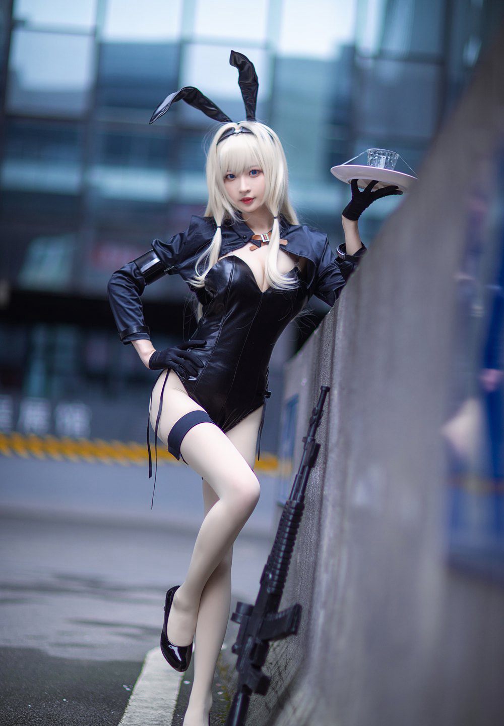 คอสเพลย์ สาวสวย น่านกง เซ็กซี่ ถุงน่อง ถ่ายนอกสถานที่ ภาพถ่ายขนาดใหญ่