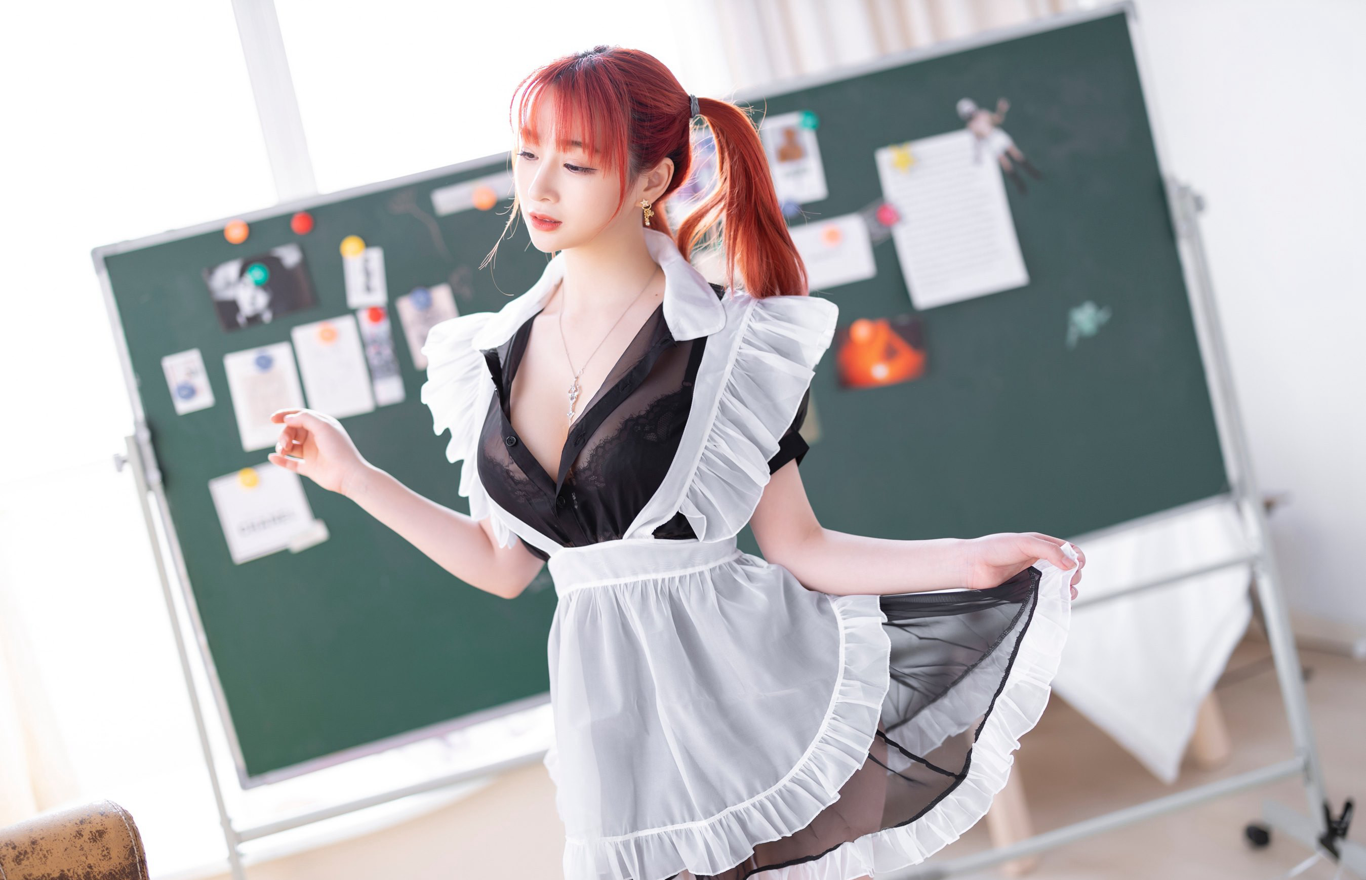 Cha Zi Baby 2022 bộ trang phục hầu gái gợi cảm COSPLAY siêu quyến rũ tất đen đẹp mông mới nhất