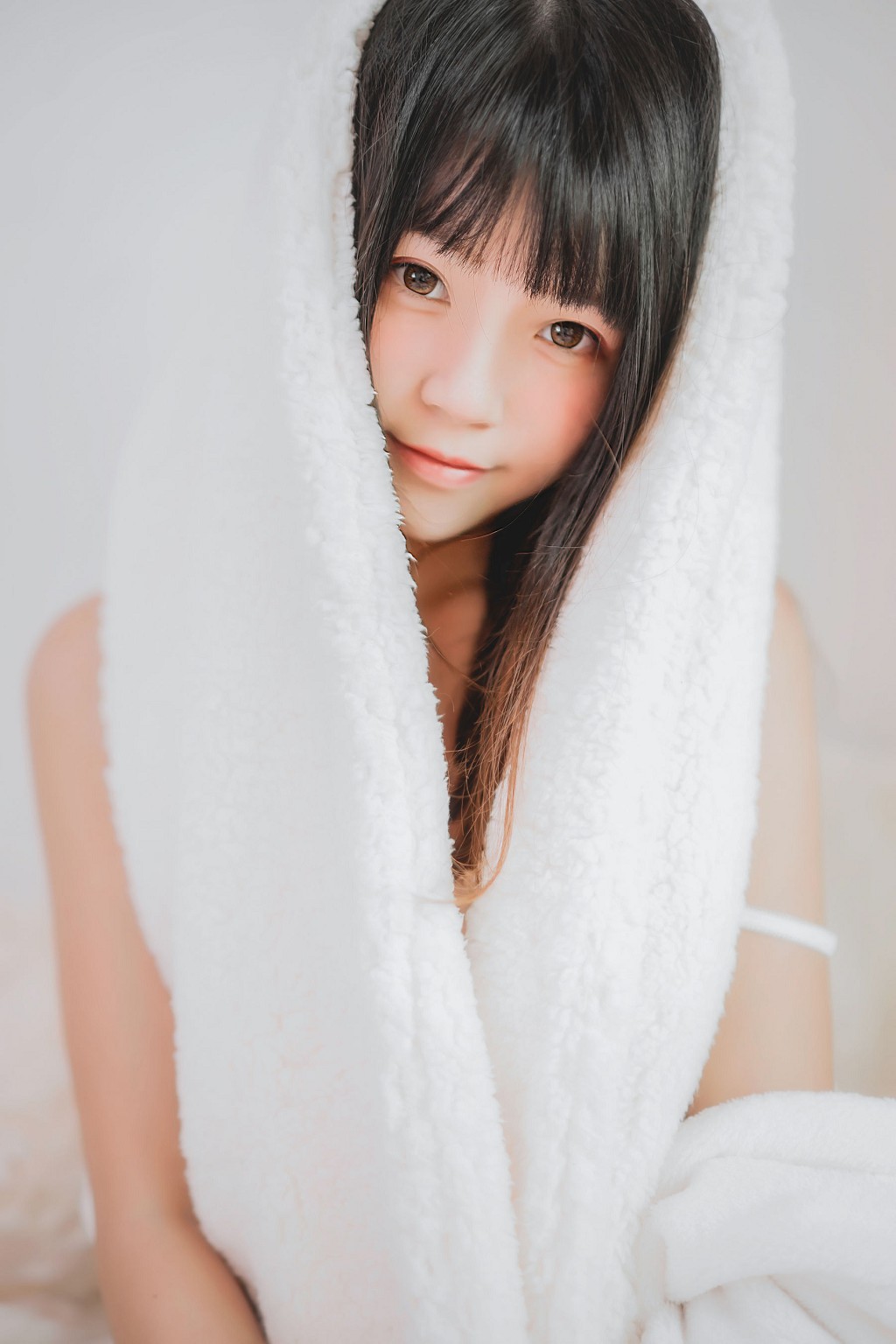 ซากุระโต้เมียว《ตงหมียน》 [ลอลิตะคอส] หนังสือภาพ[38P