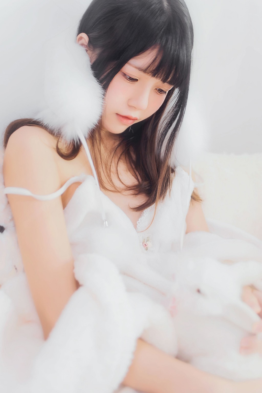 桜桃喵《冬眠》 [萝莉COS] 写真集[38P]