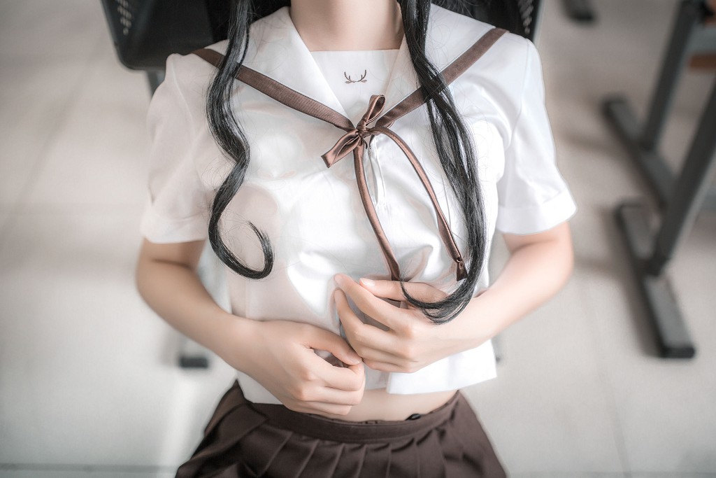 疯猫ss 水手服和睡衣 Cosplay 写真 57P