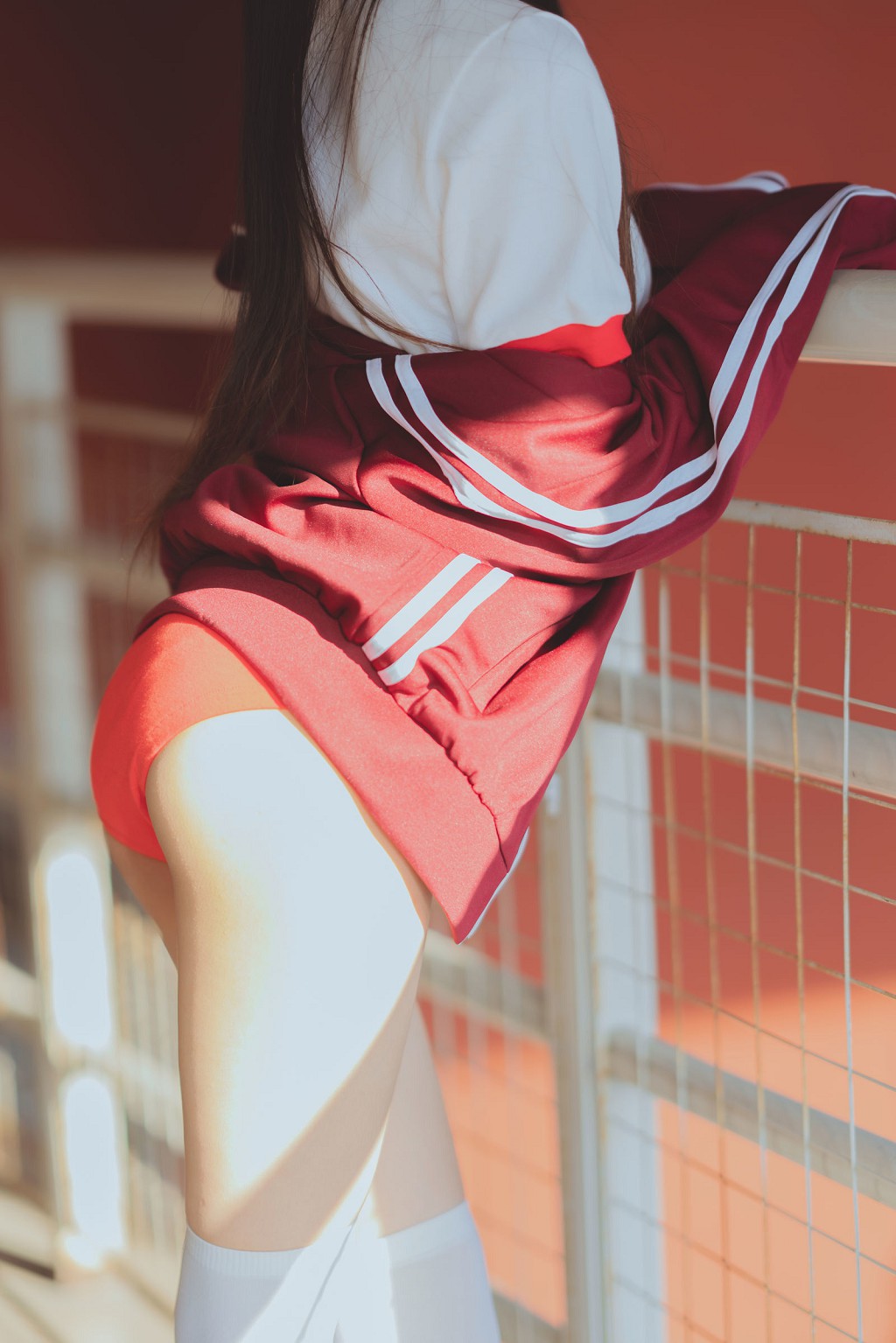 桜桃喵《红色体操服》 [Cosplay美女] 写真集[44P]