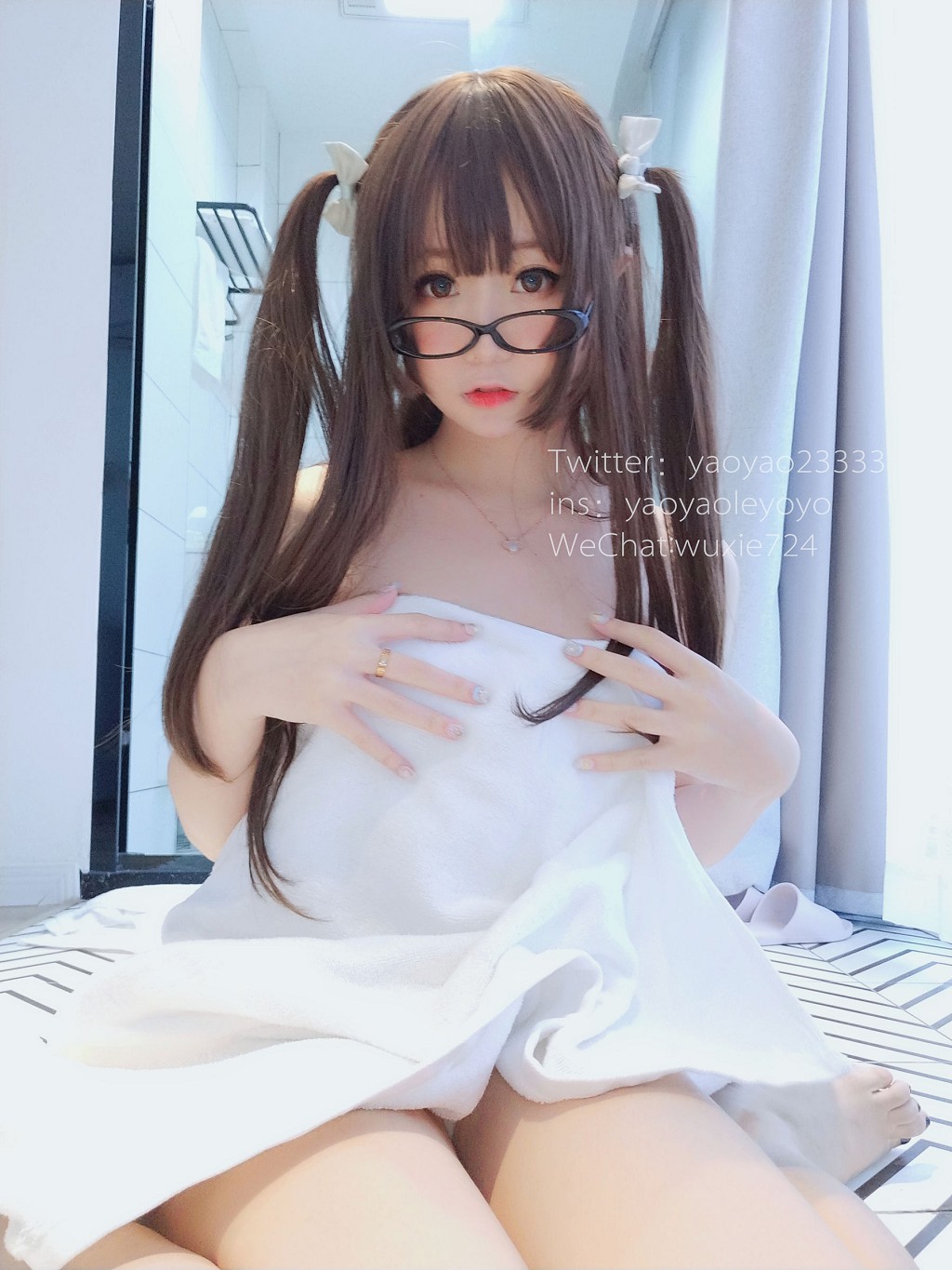 摇摇乐yoyo《浴巾风情》 [Cosplay福利] 写真集[46P]