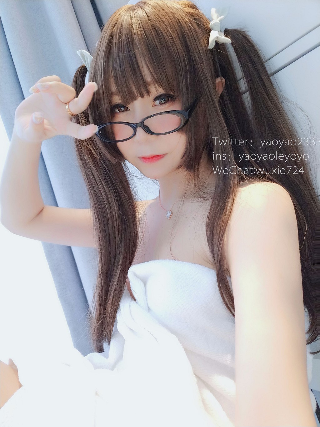 摇摇乐yoyo《浴巾风情》 [Cosplay福利] 写真集[46P]