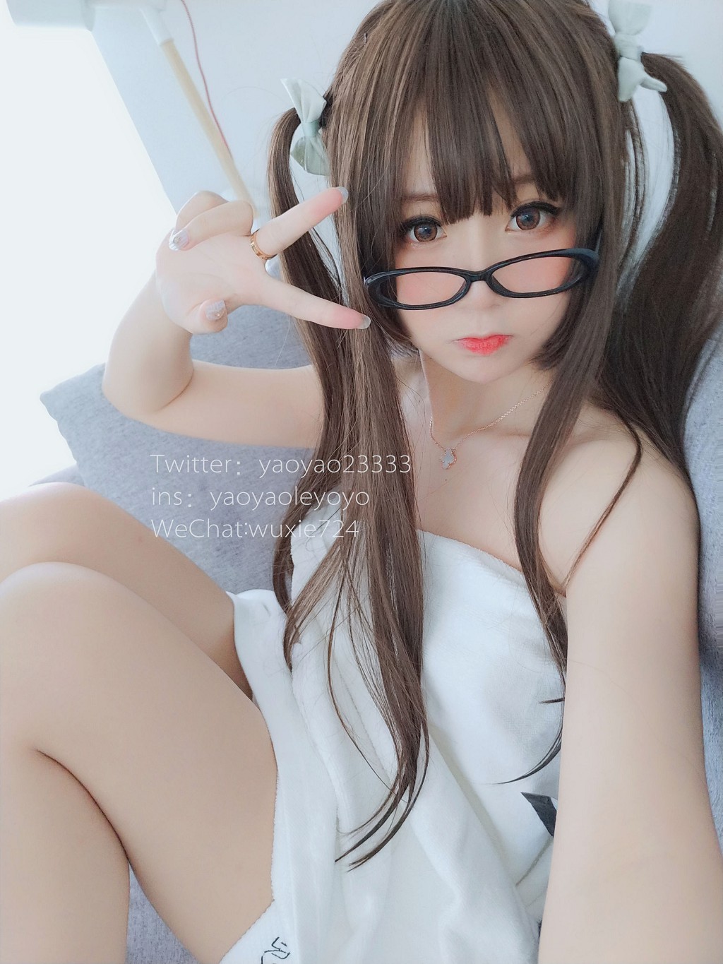 摇摇乐yoyo《浴巾风情》 [Cosplay福利] 写真集[46P]