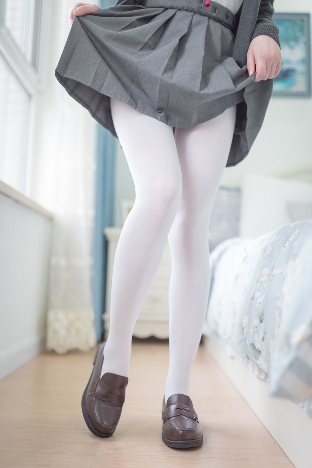 雪琪SAMA 《JK白丝》 [福利Cosplay] 写真集[46P]