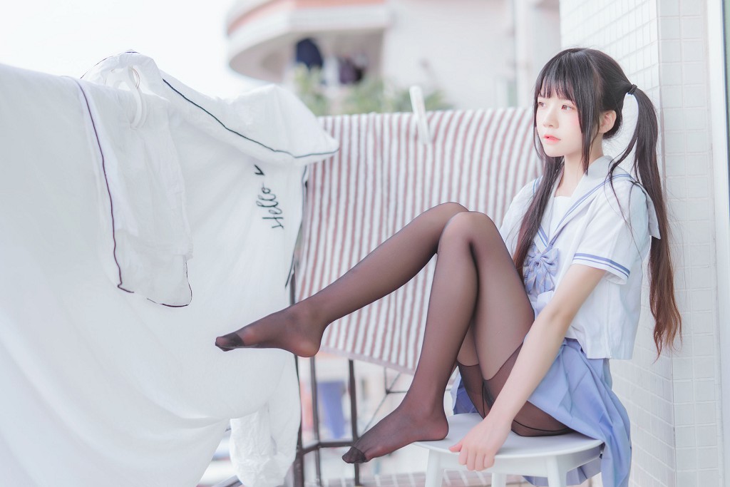 桜桃喵《校服黑丝》 [Cosplay美女] 写真集[49P]