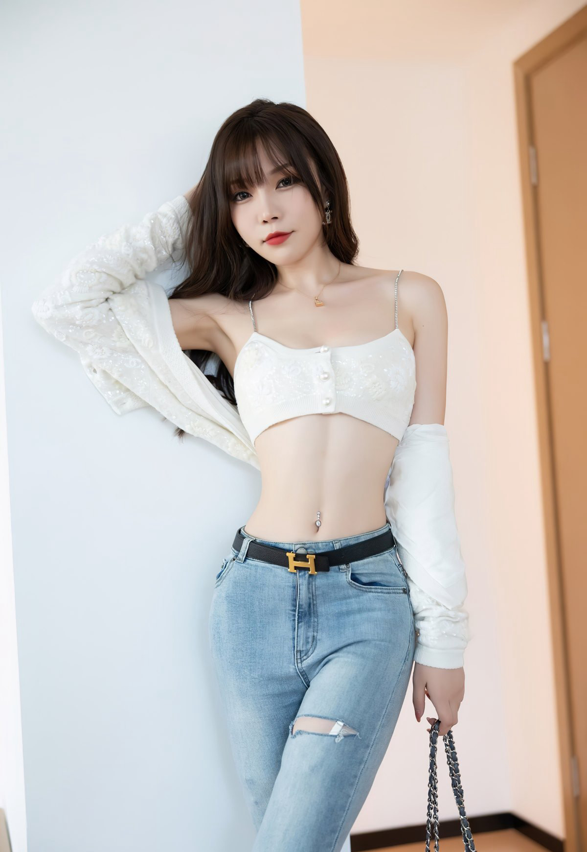 Chi Chi Booty quần jeans ôm sát Chi Chi Booty hình ảnh quyến rũ mông cong 2022 tất trắng không nội y chân ngọc sexy
