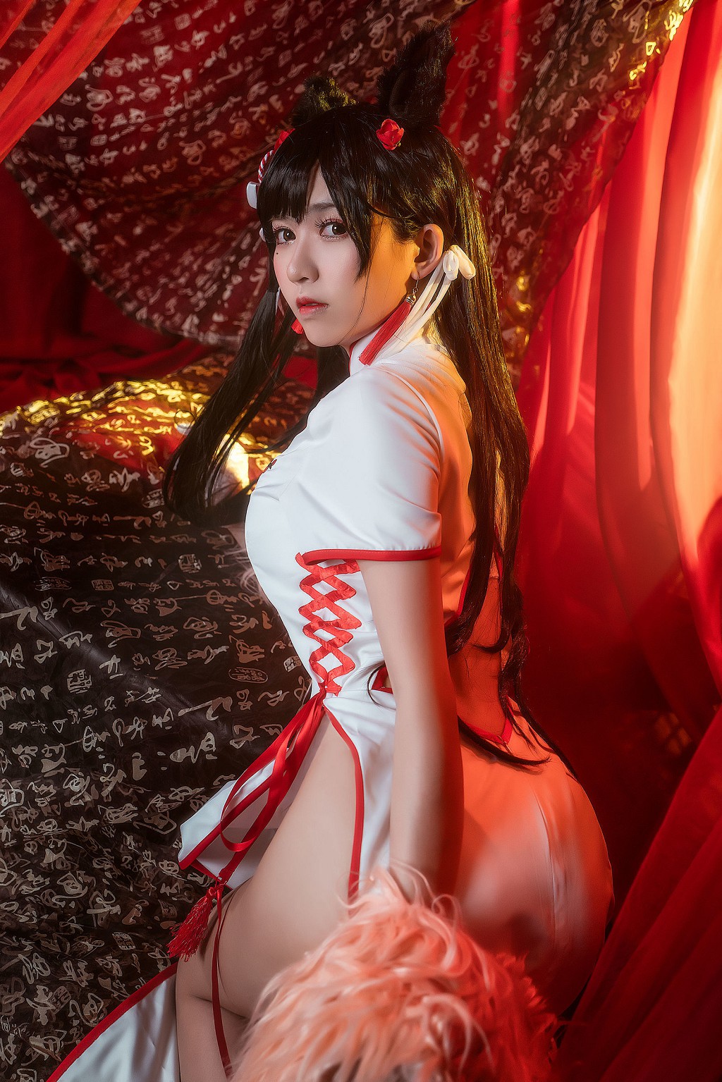 鳗鱼霏儿《碧蓝航线+旗袍+红发魔女》 [Cosplay美女] 写真集[34P]