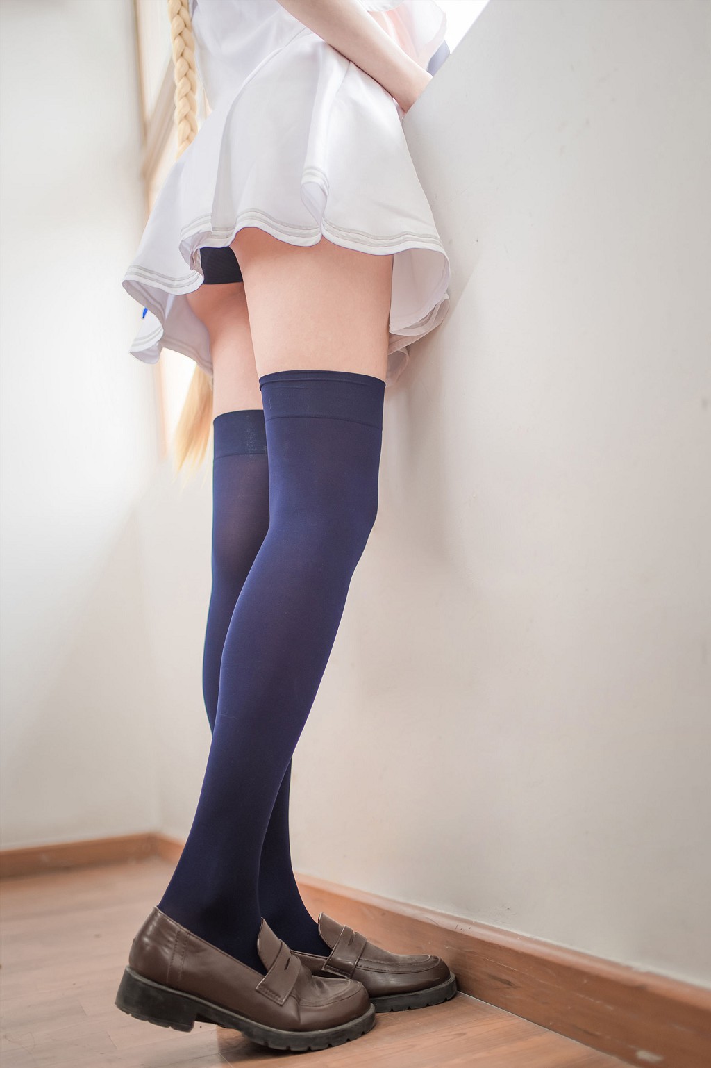 Mu Mian Mian "Joan of Arc (White)" [Cosplayer Beauty] Photobook [28P