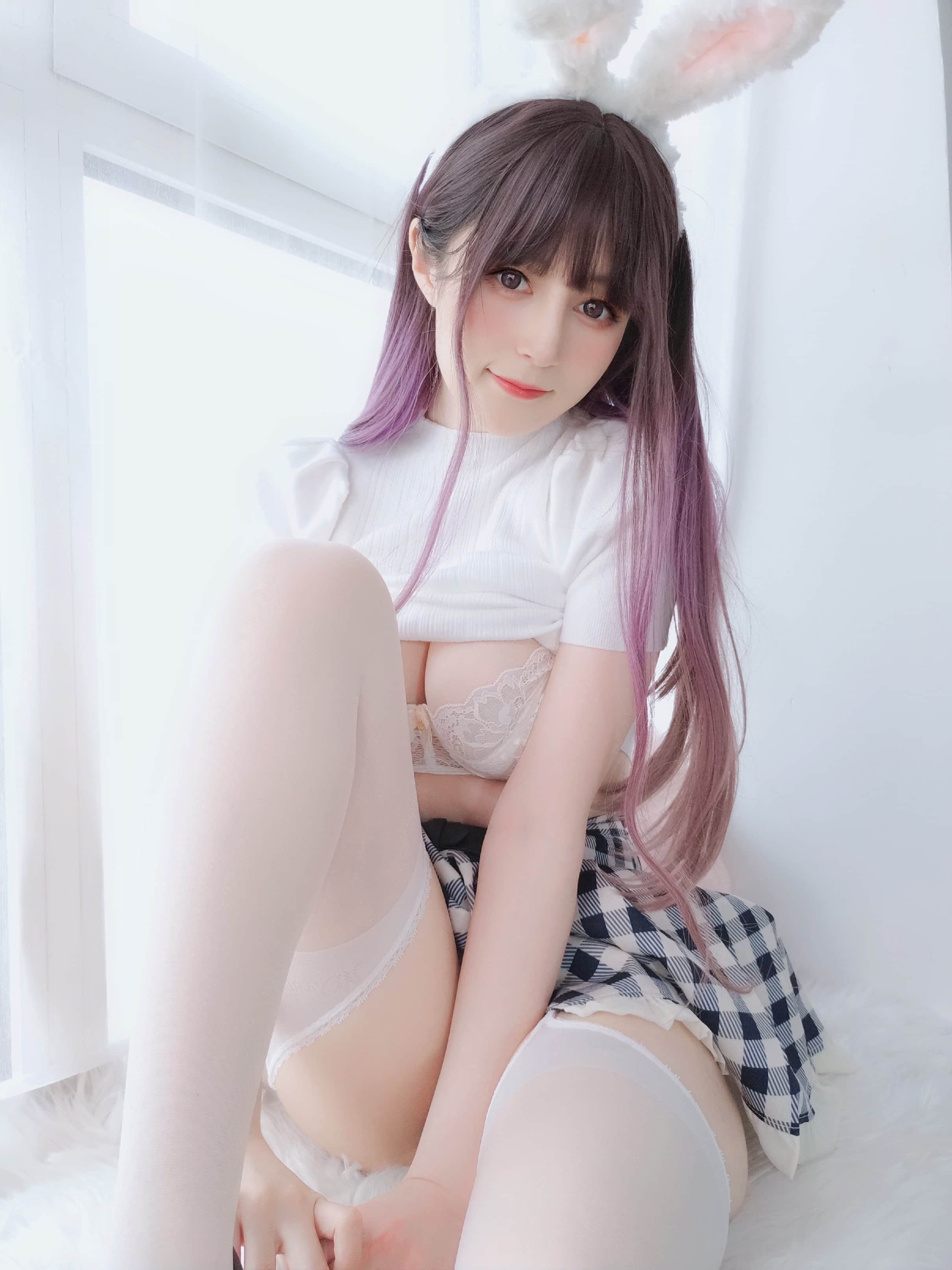 Coser ไบ้ยิน81 เล่ม 85: เซลฟี่