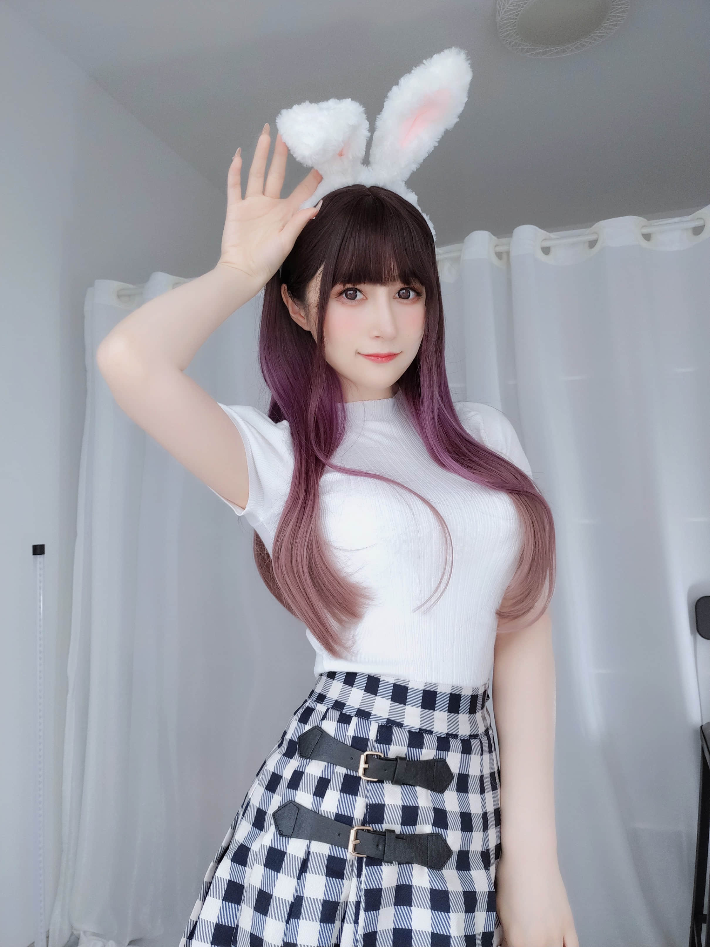 Coser ไบ้ยิน81 เล่ม 85: เซลฟี่