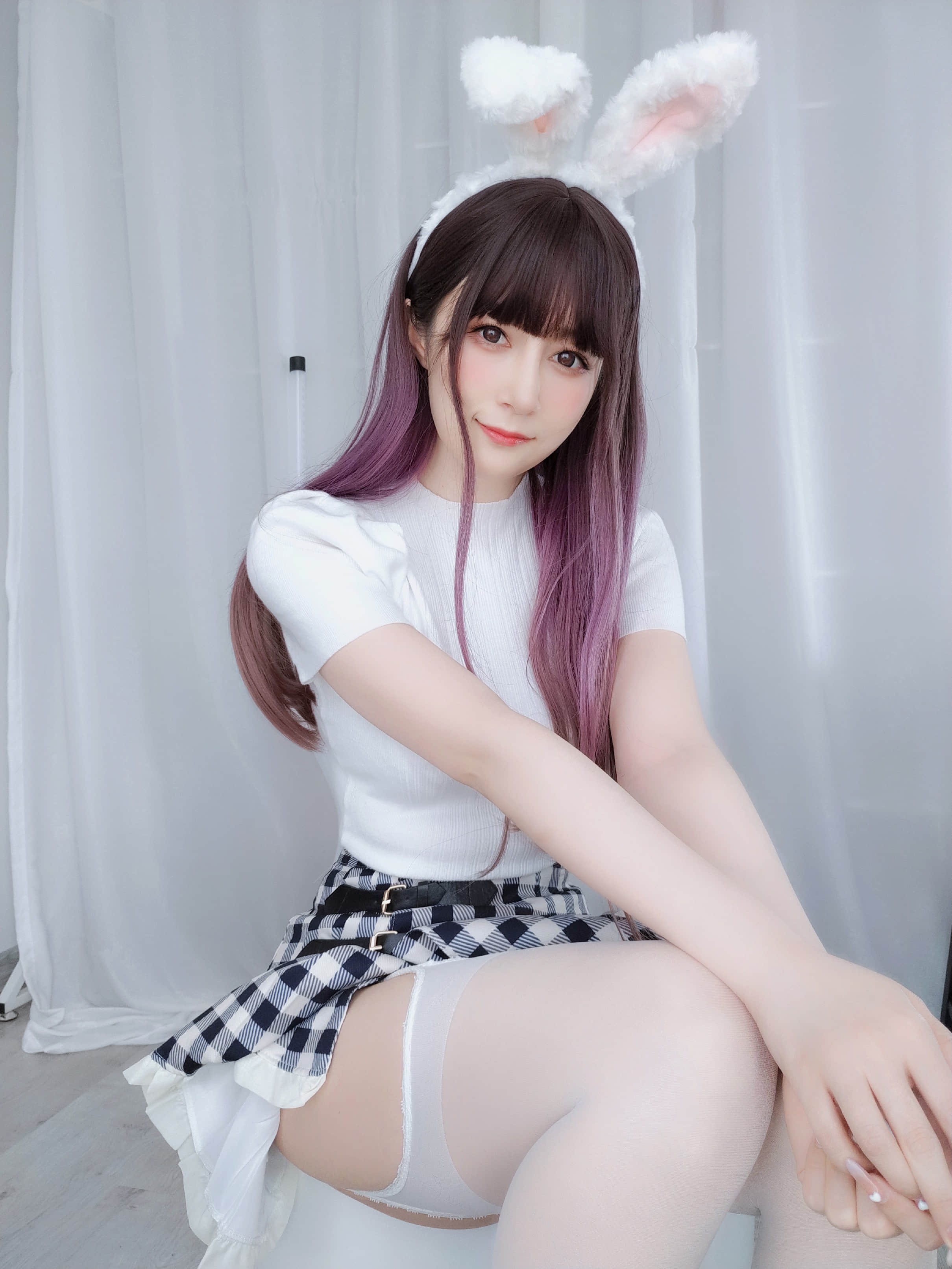 Coser ไบ้ยิน81 เล่ม 85: เซลฟี่