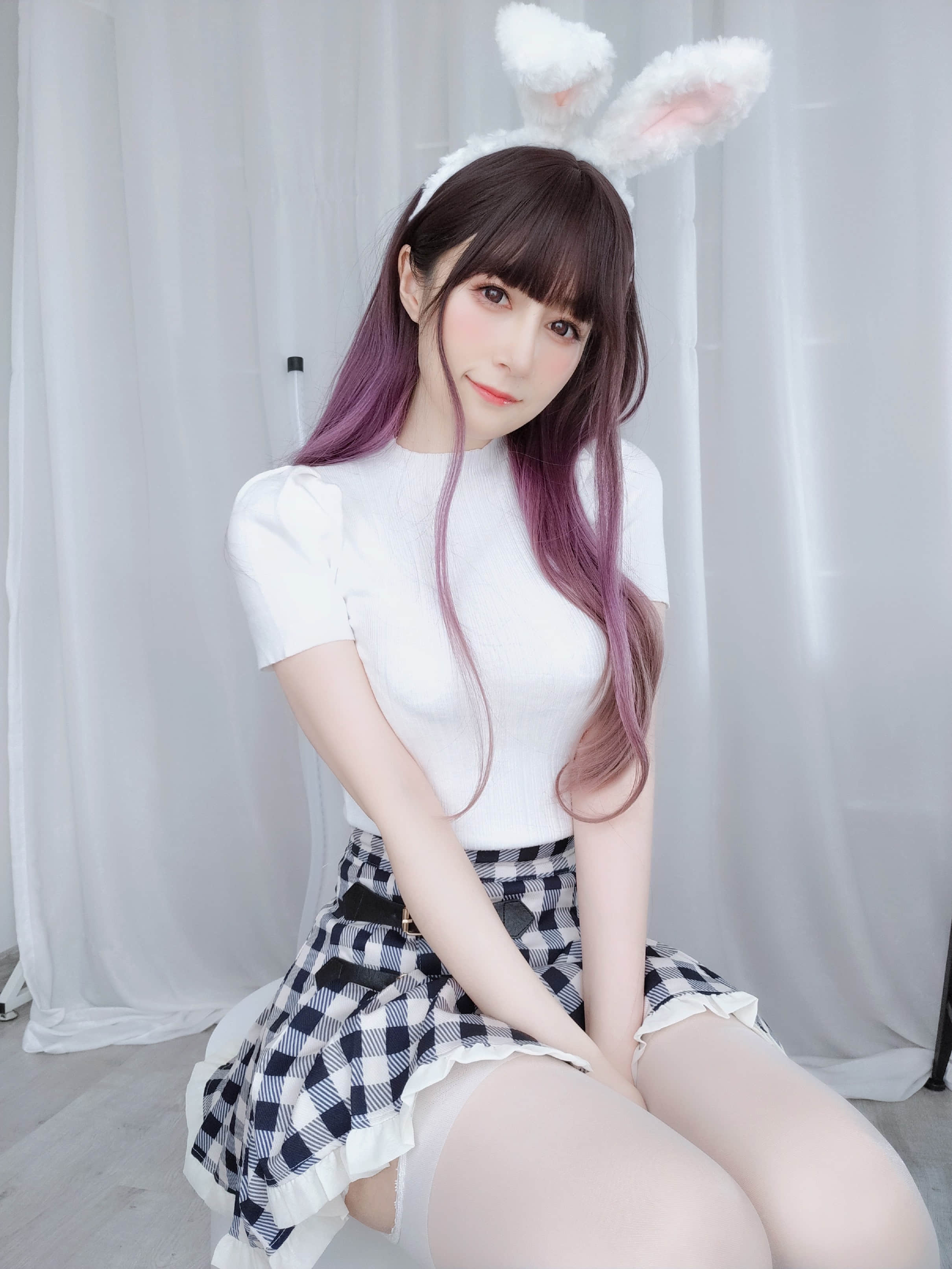 Coser ไบ้ยิน81 เล่ม 85: เซลฟี่
