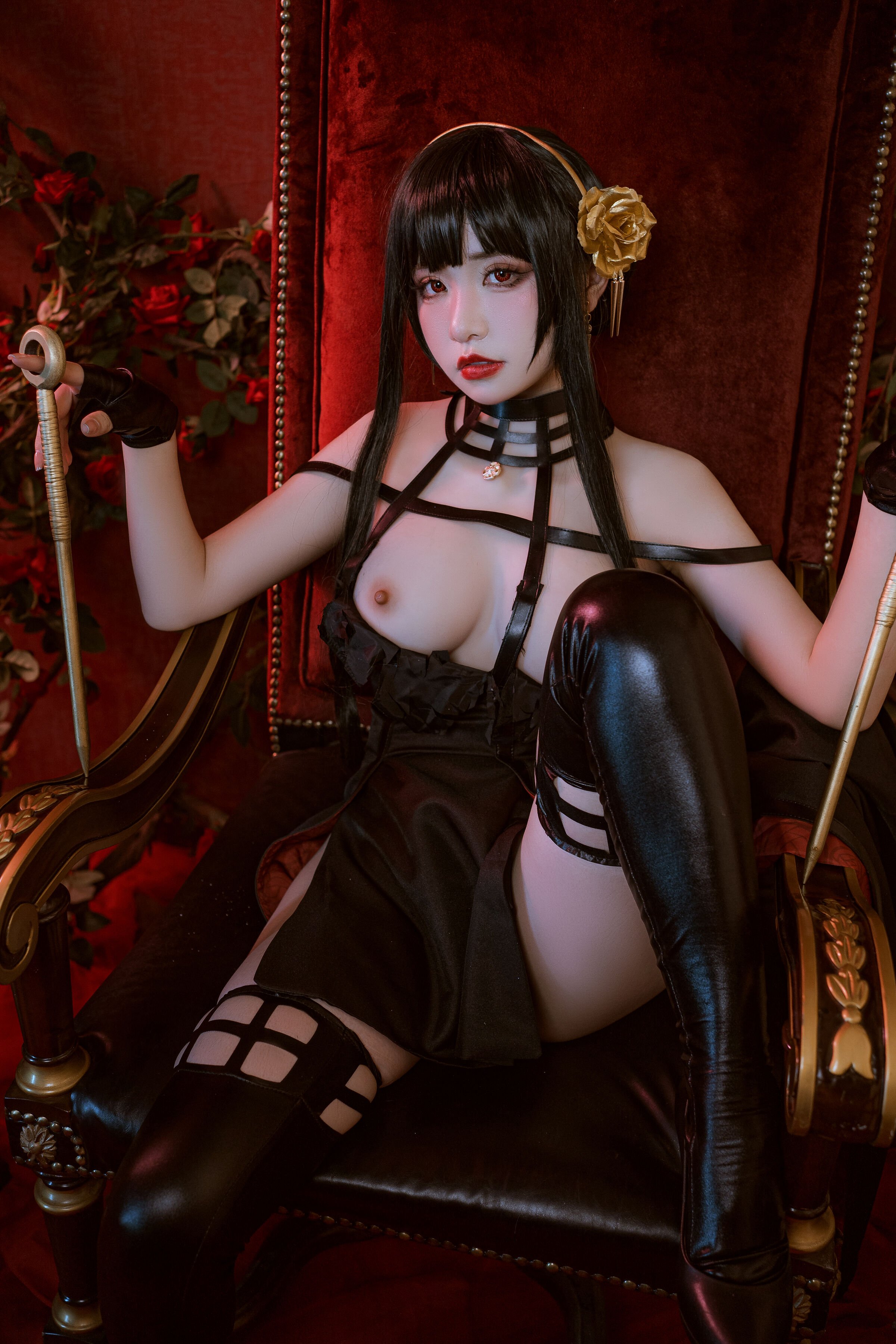 หญิงสาวเครื่องระเบิดเหมียวเซี่ยวจี - สายลับเล่นบ้าน