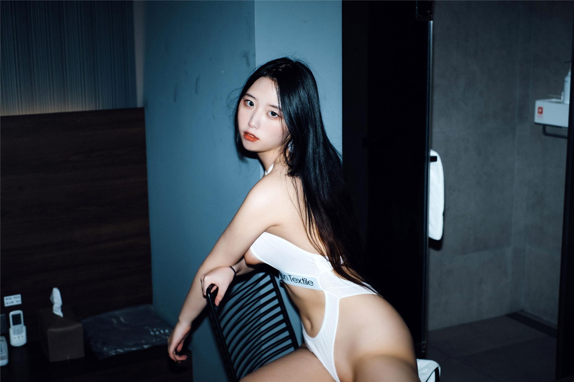 문 나이트 스냅] 담 - 컴백 80P