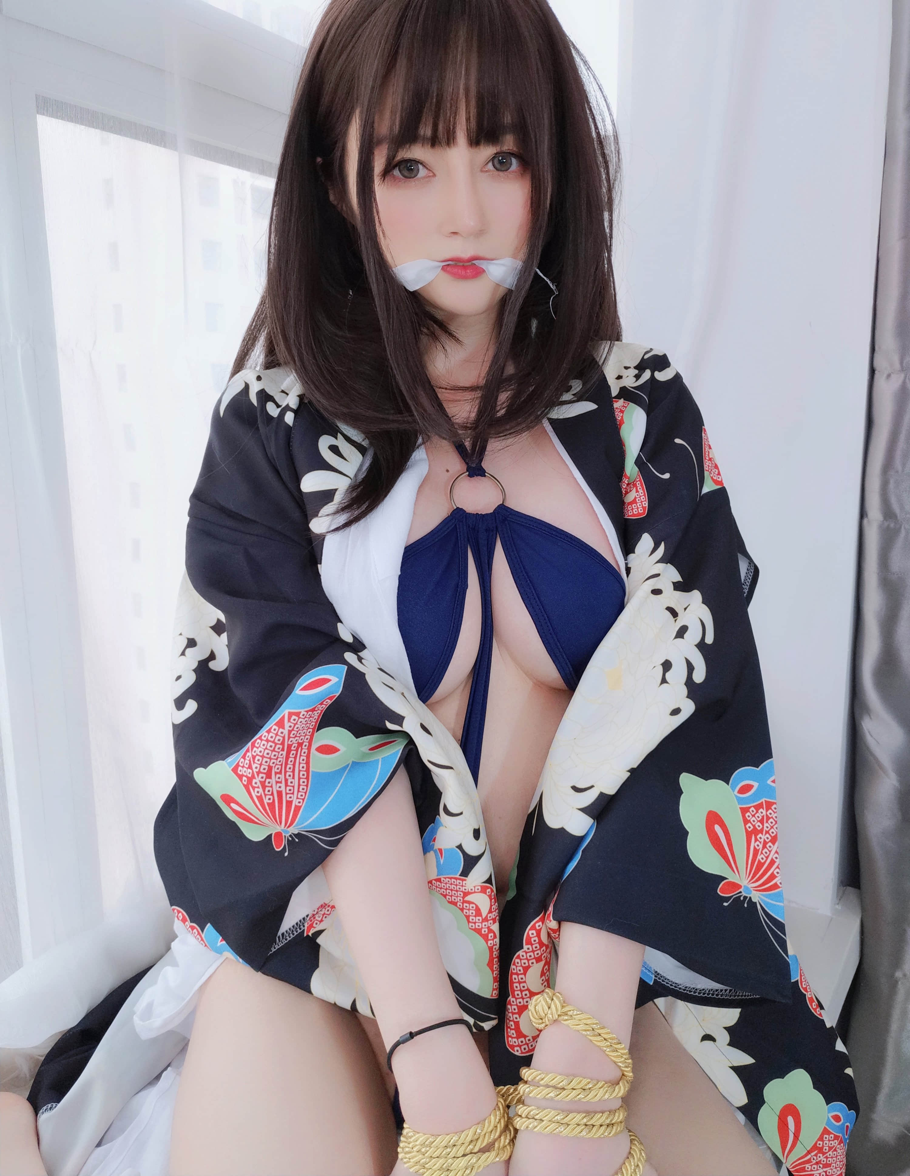 白銀81 - 和服の下の秘密 + 2V