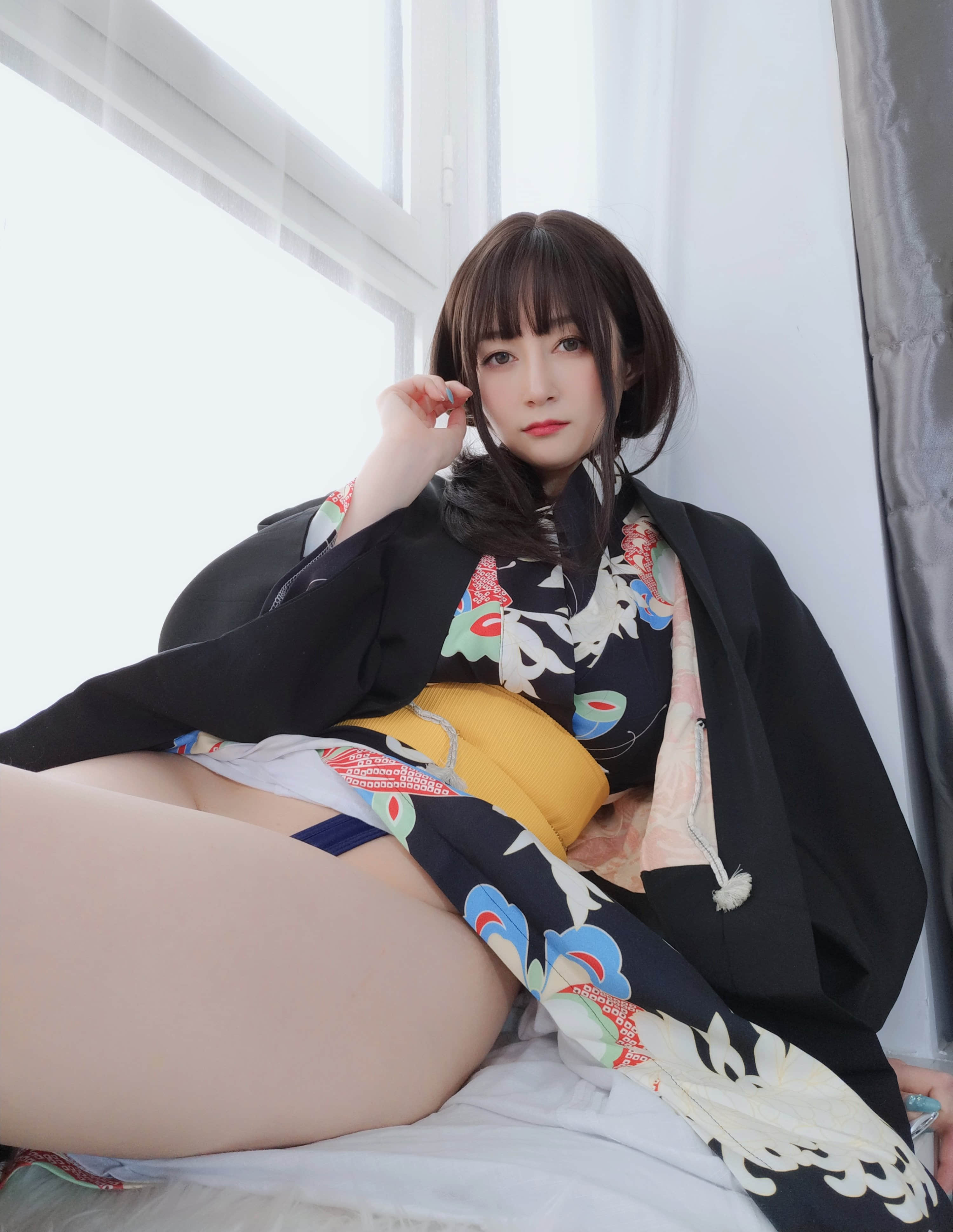 白銀81 - 和服の下の秘密 + 2V