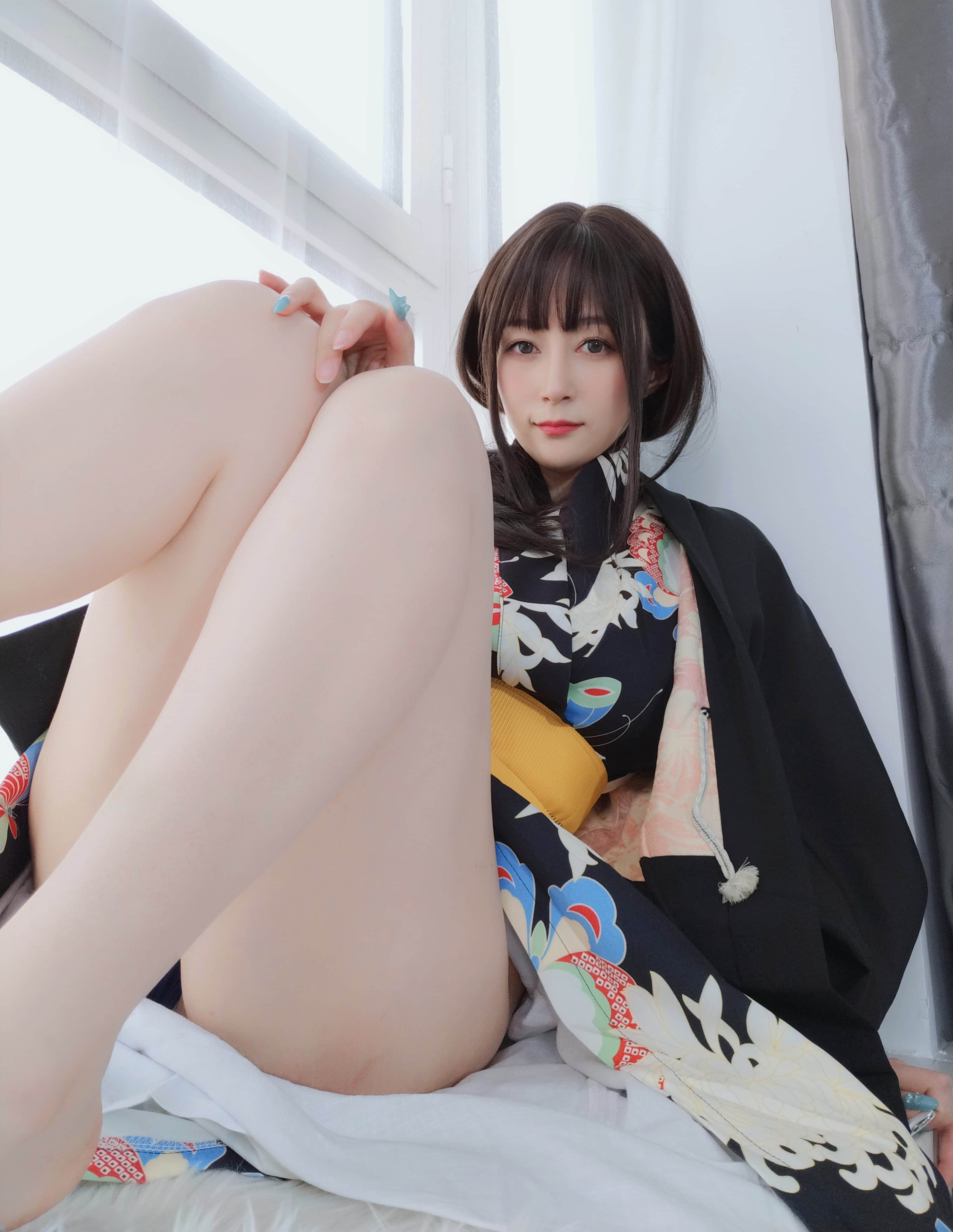 白銀81 - 和服の下の秘密 + 2V