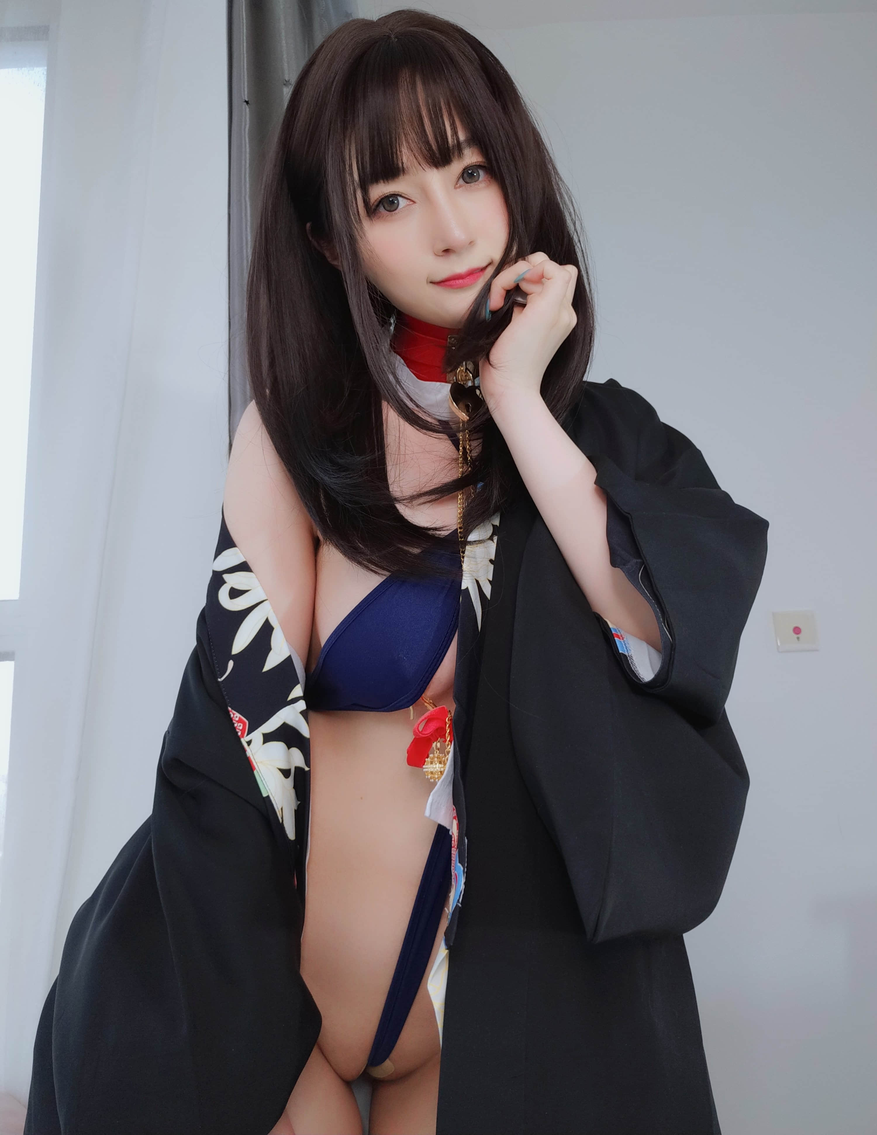 白銀81 - 和服の下の秘密 + 2V