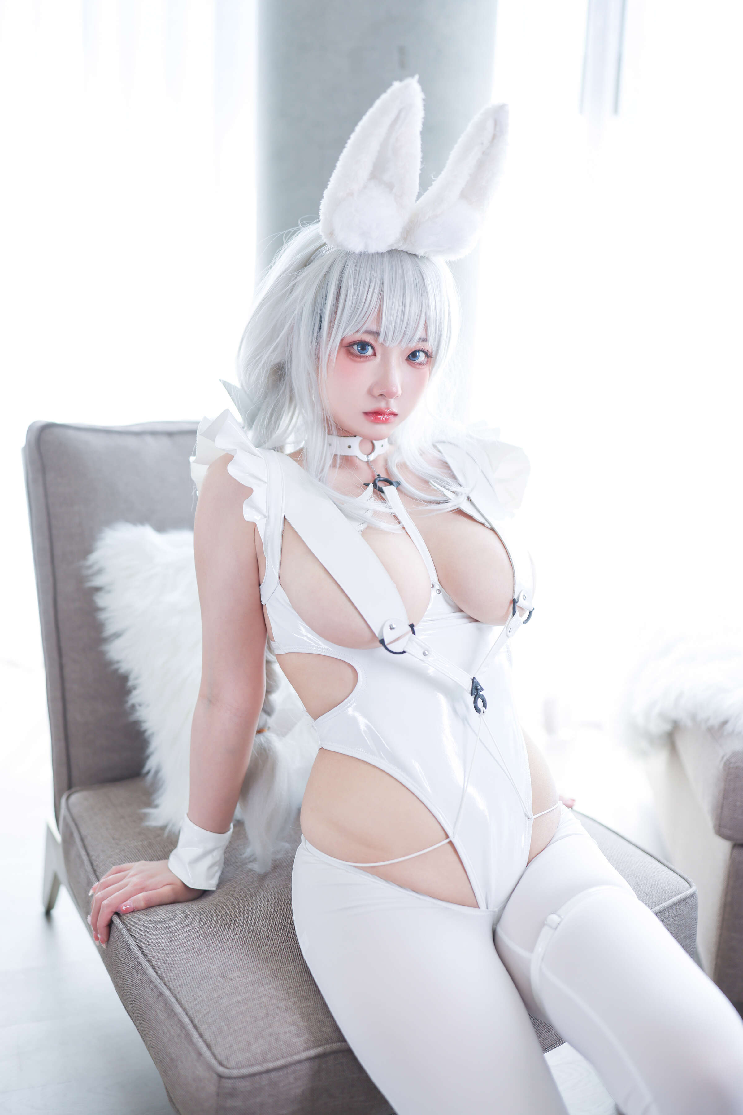 wendydydydy_ Soy Sauce Malicious - Lazy White Rabbit