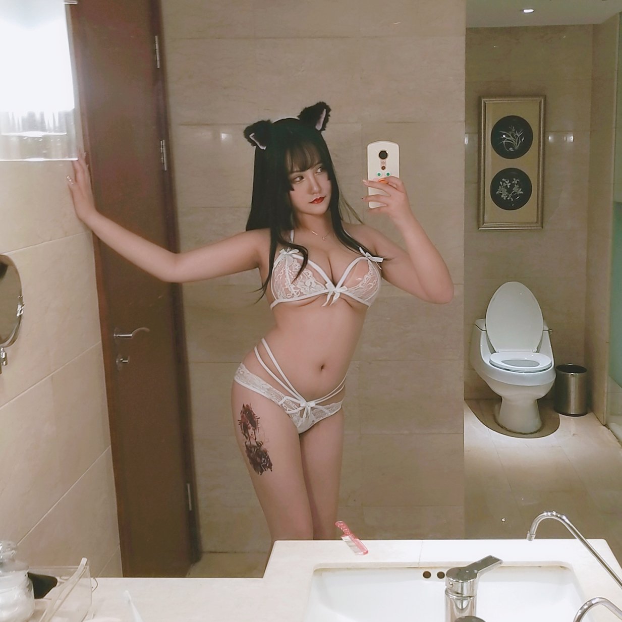 【Hạ Cáp Cáp】 Mèo Tai Trắng