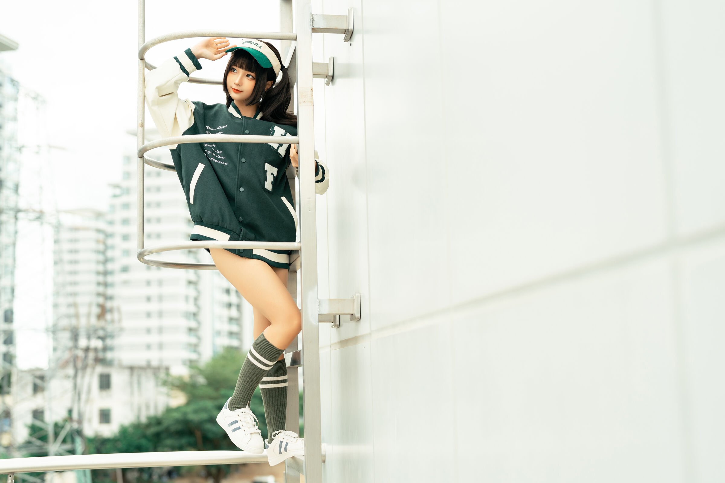 춘모모 야구 소녀