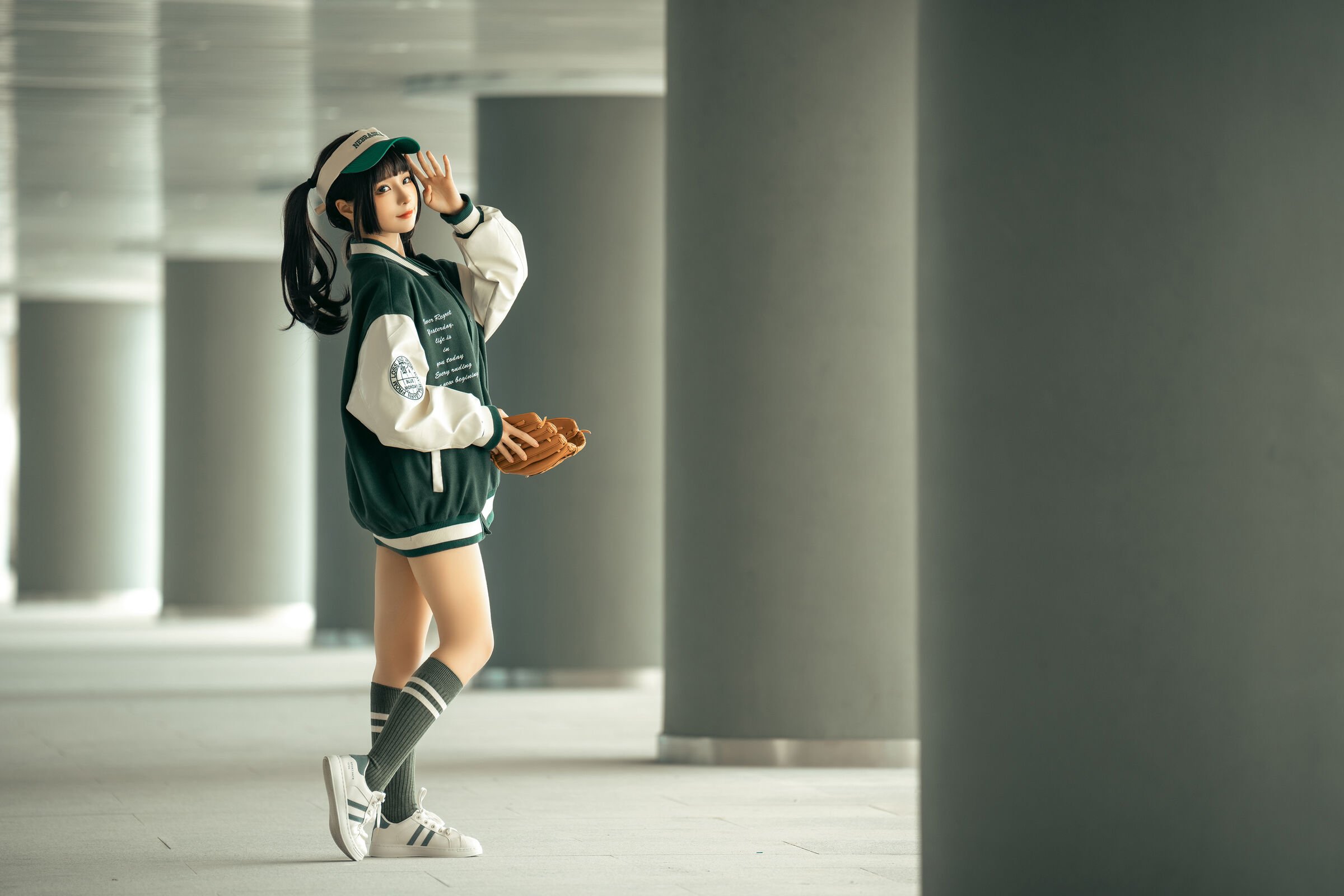 Chun Mo Mo Baseball Girl