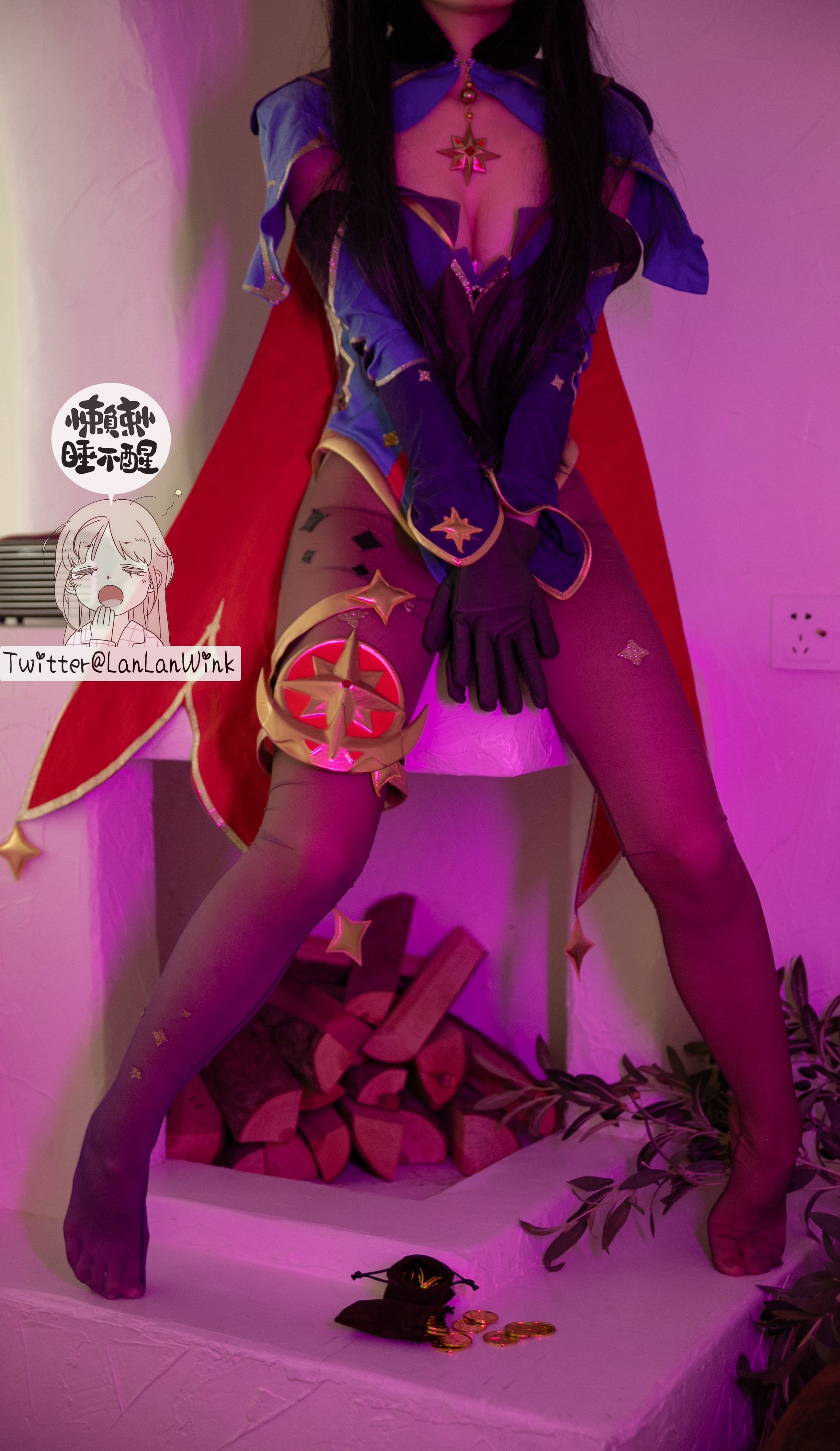 懒懒睡不醒 - 酒馆脱衣舞女郎莫娜