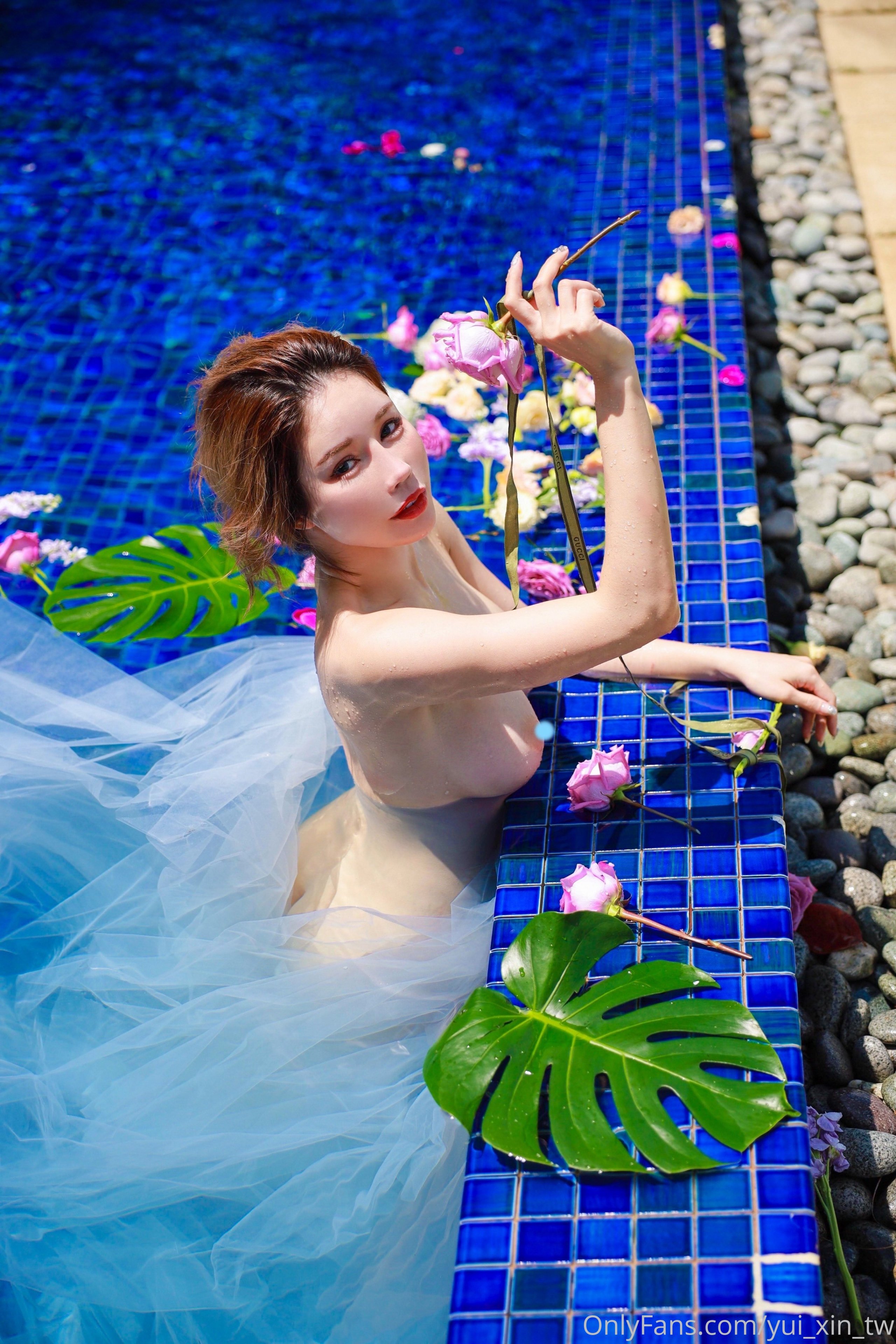 Xin Yuri Bộ Ảnh Tạp Cosplay