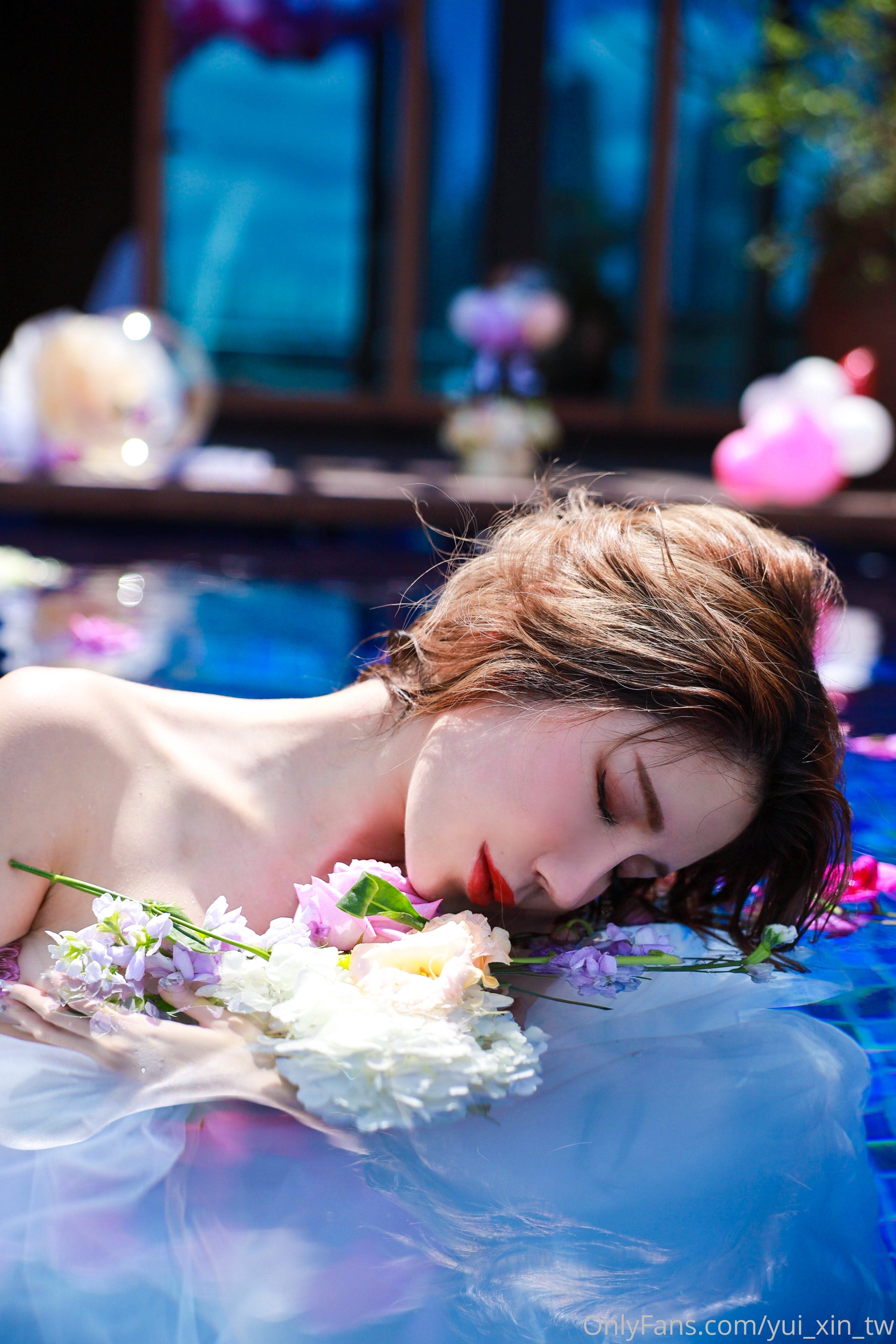 ซินยูริ-ชุดภาพหลากหลาย
