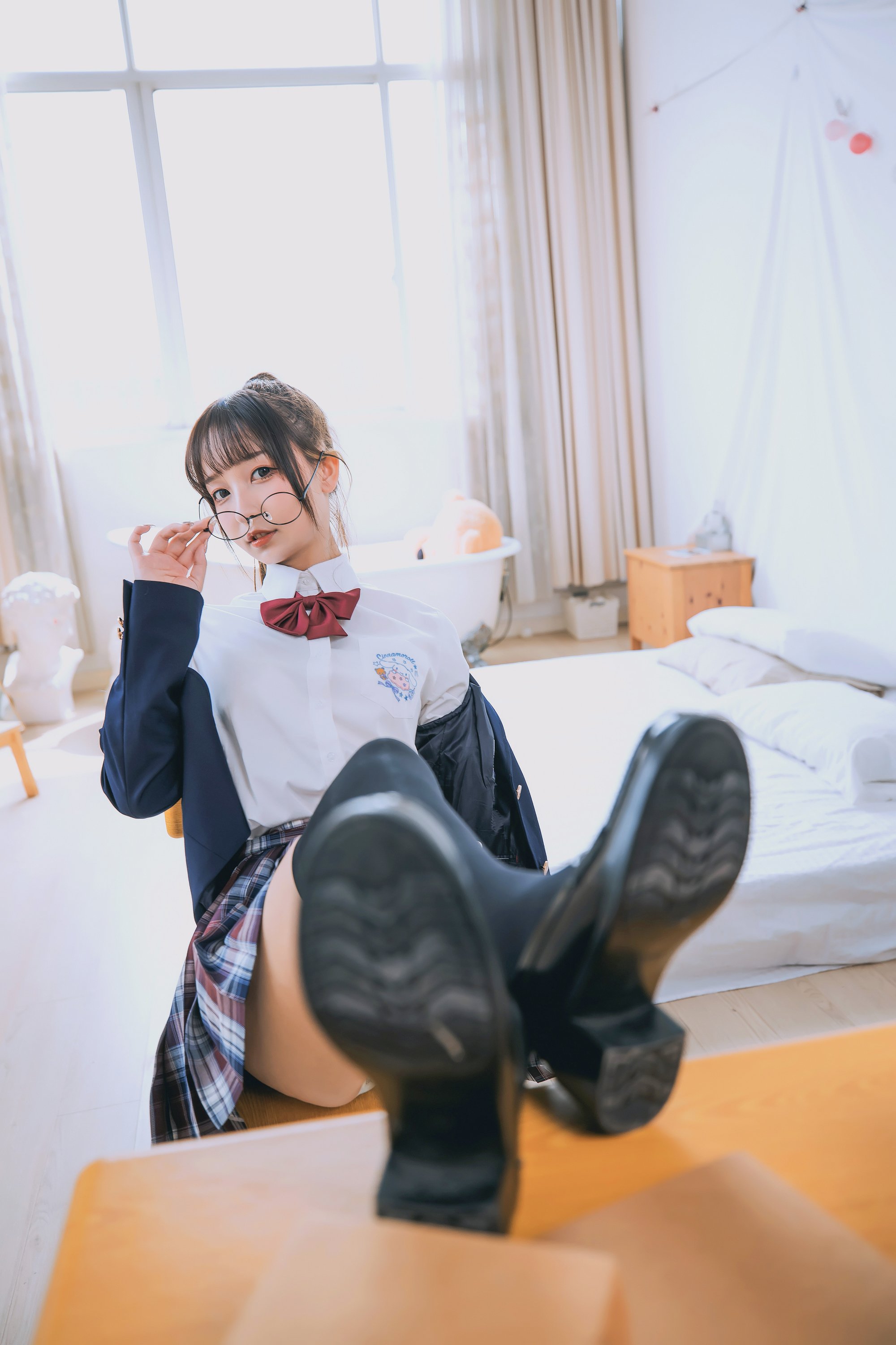 Kagurazaka Mafuyu Vol.033: Số Chi Ca
