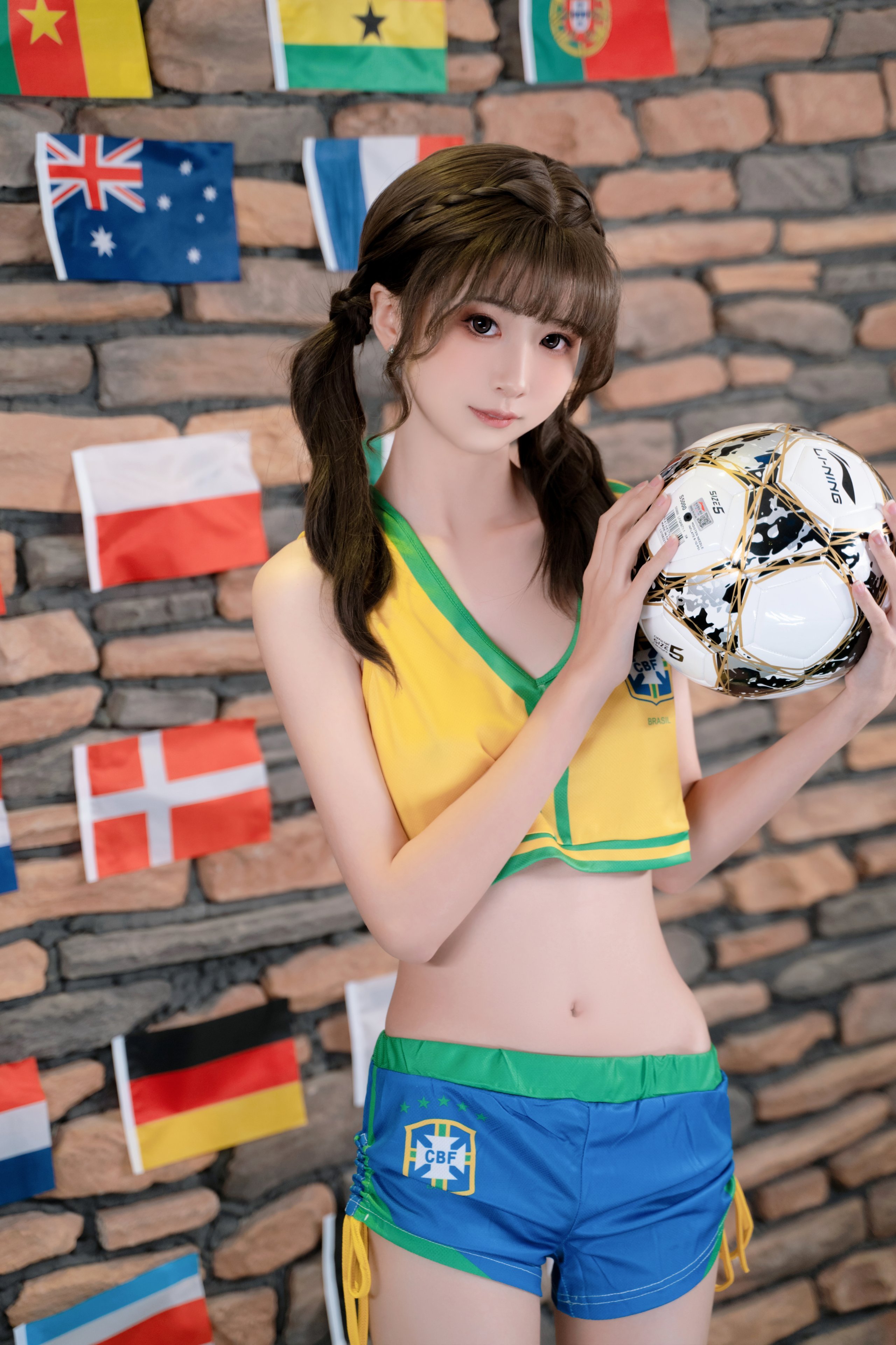 Nekokoyoshi Miao Xiaoji NO.063 Football Babe