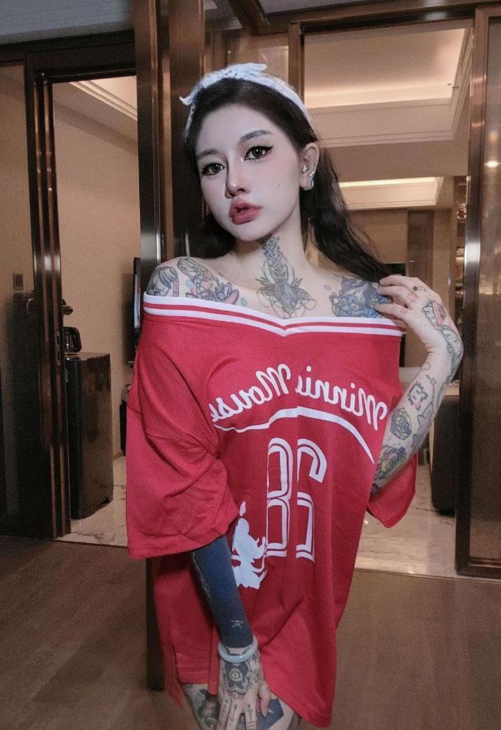 セクシーなクロエ